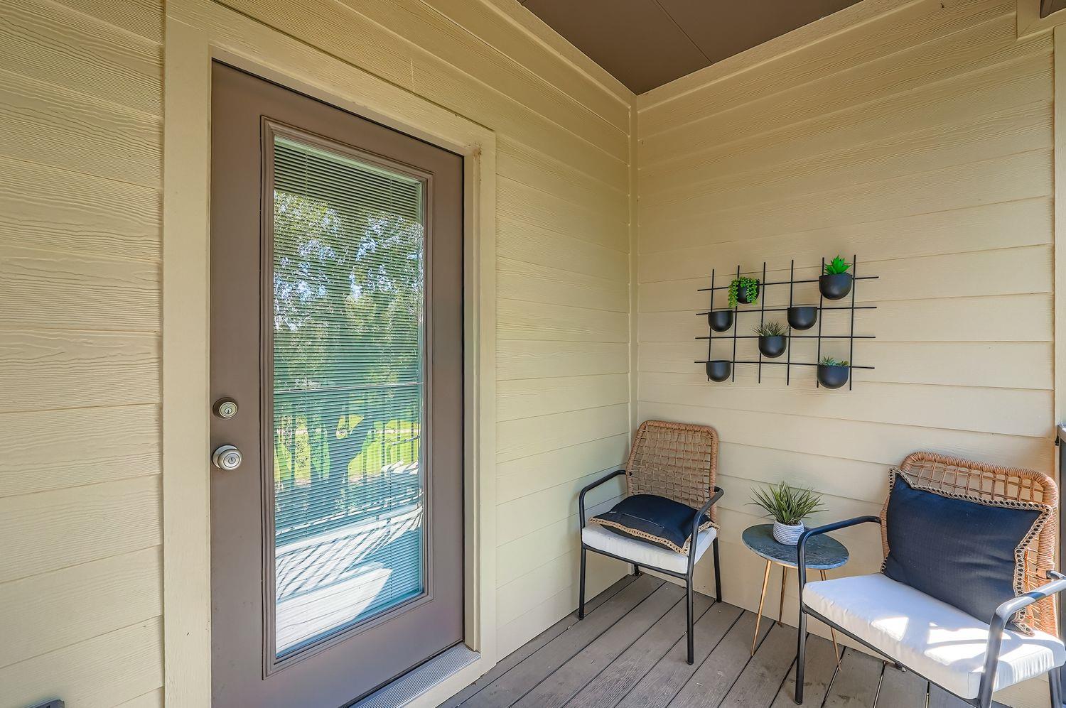 18803 Hogan Cir # 14, Point Venture, TX 78645