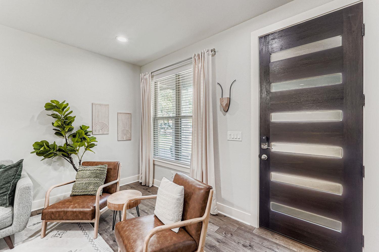 18803 Hogan Cir # 14, Point Venture, TX 78645