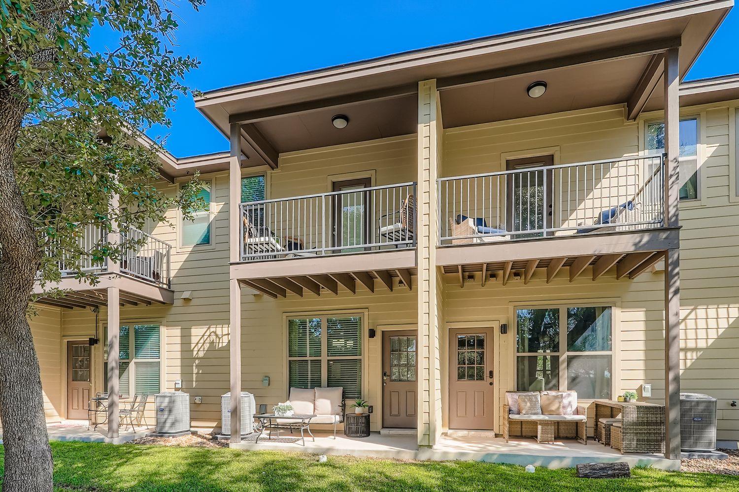 18803 Hogan Cir # 14, Point Venture, TX 78645