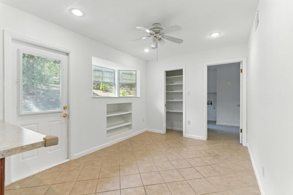 2401 Homedale Cir, Austin, TX 78704