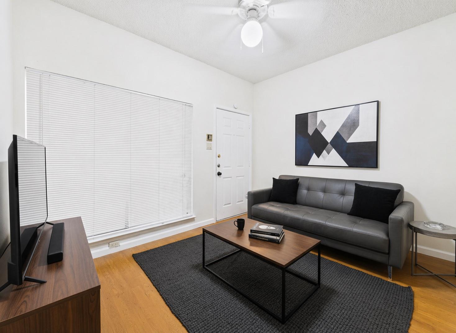 2815 Rio Grande St # 109, Austin, TX 78705