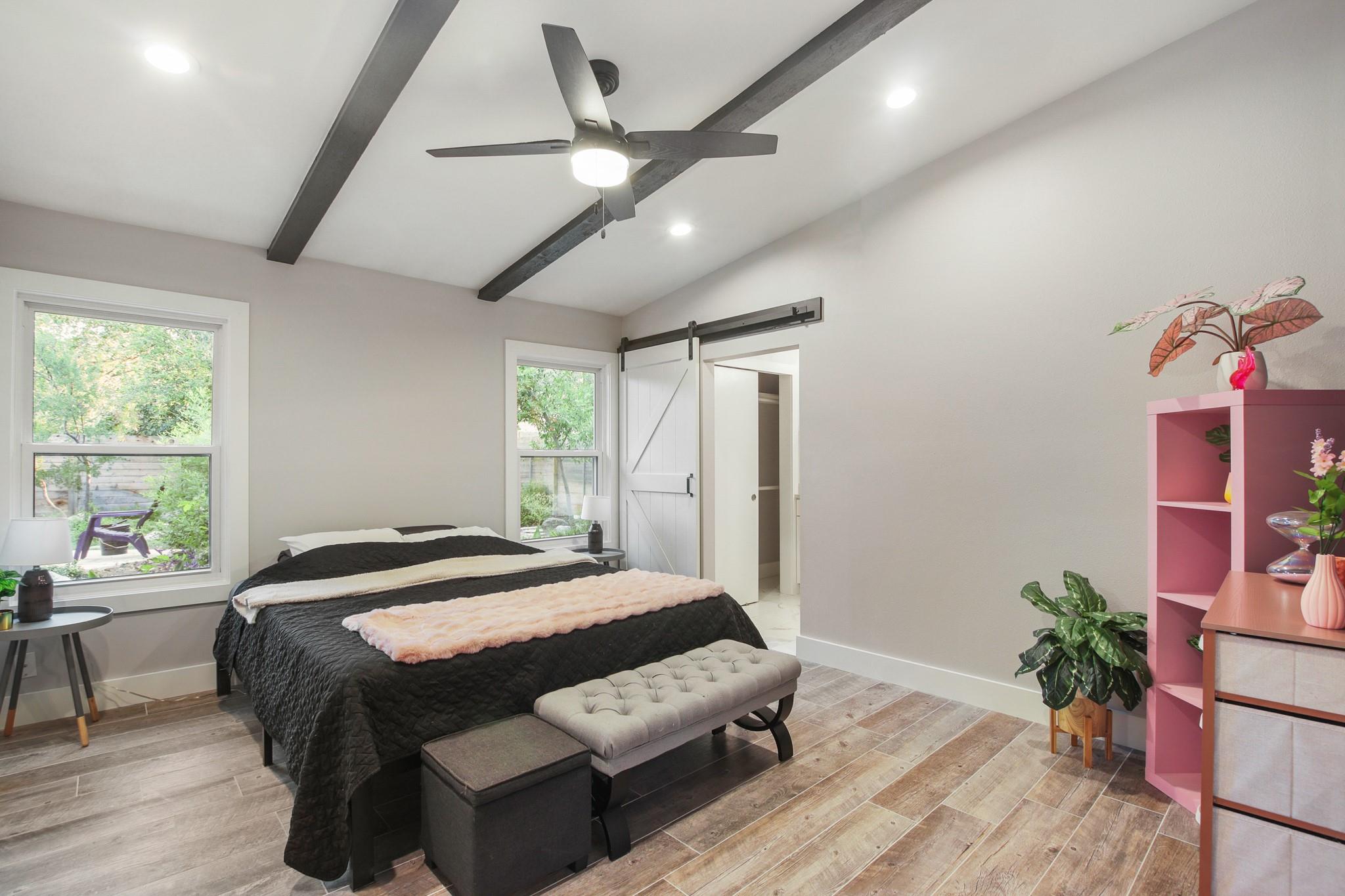 10129 Aspen St, Austin, TX 78758