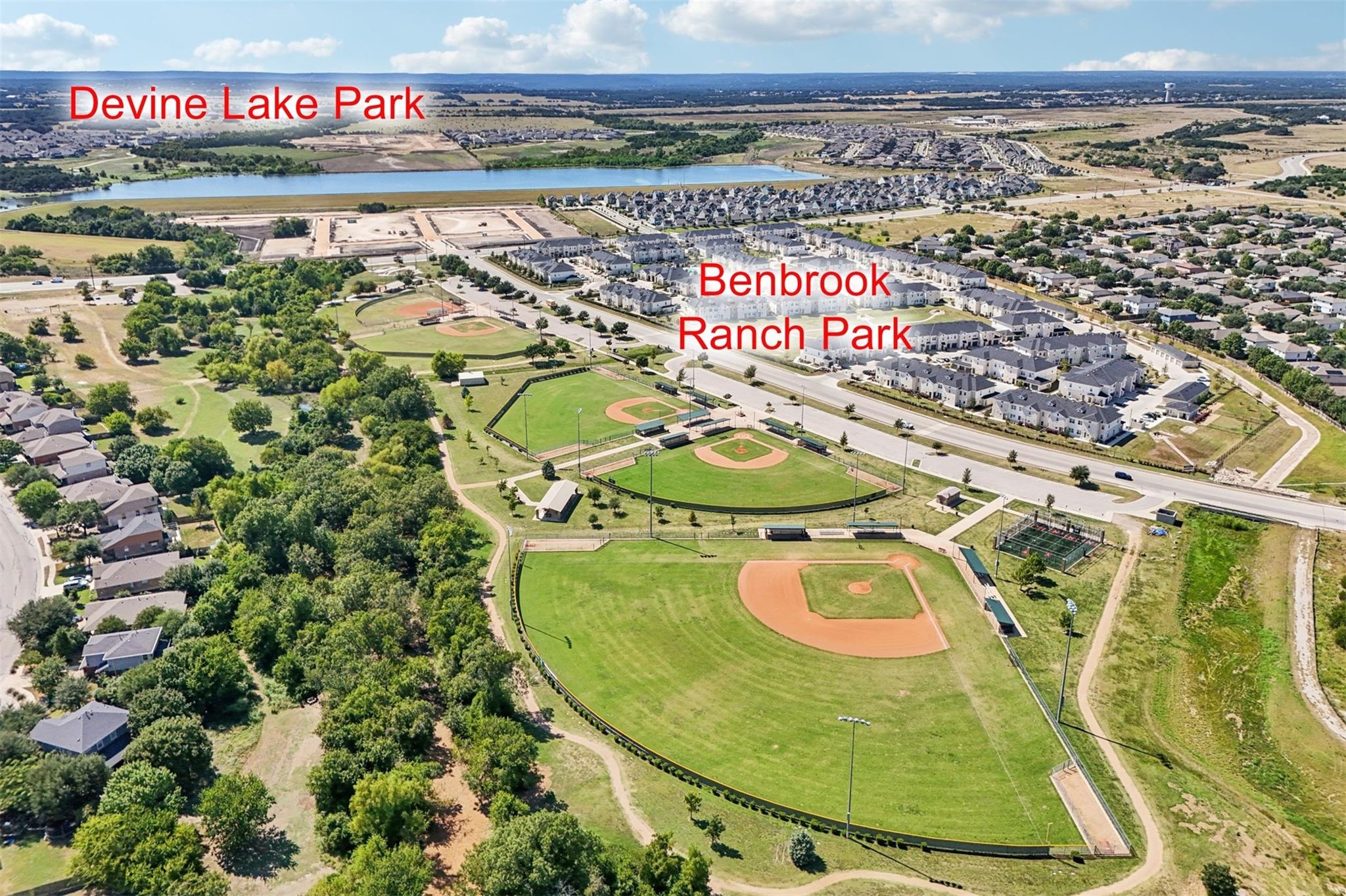 812 Northcreek Blvd, Leander, TX 78641