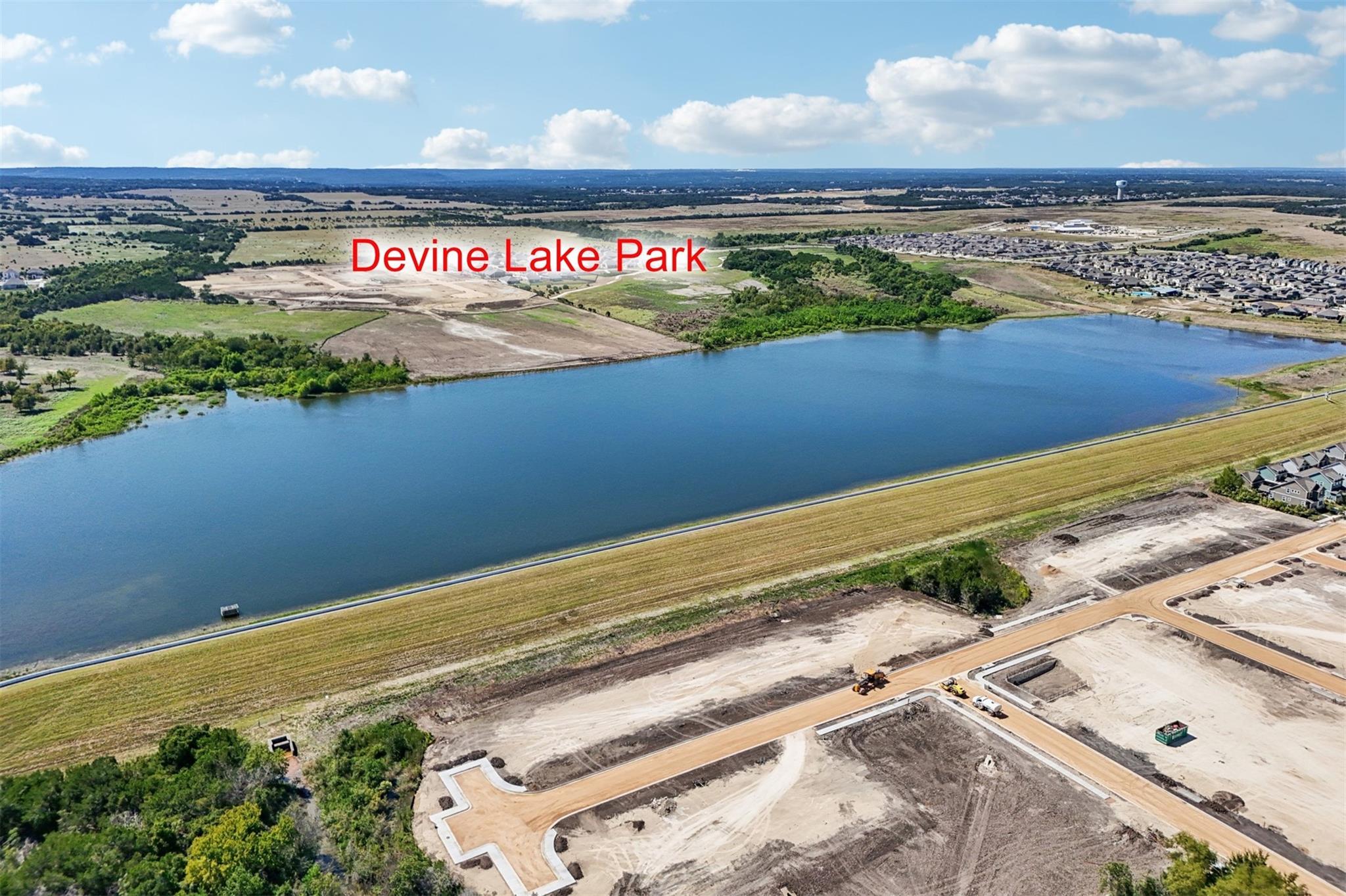 812 Northcreek Blvd, Leander, TX 78641