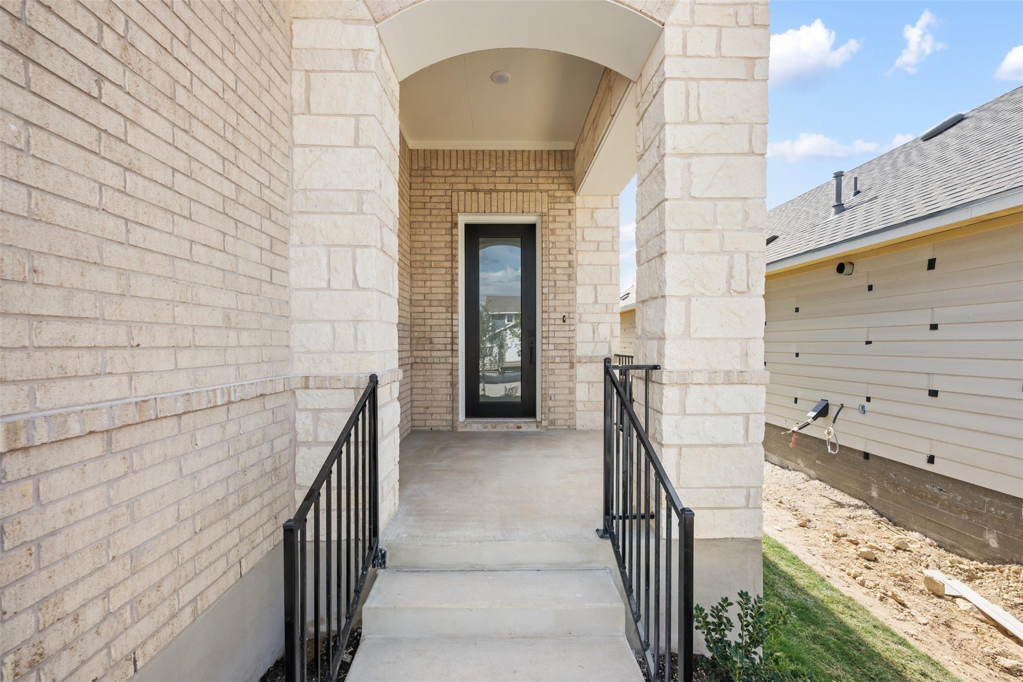 288 Ranier Way, Dripping Springs, TX 78620
