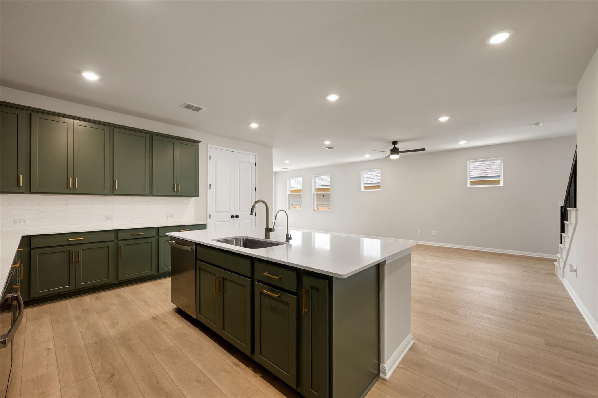 288 Ranier Way, Dripping Springs, TX 78620