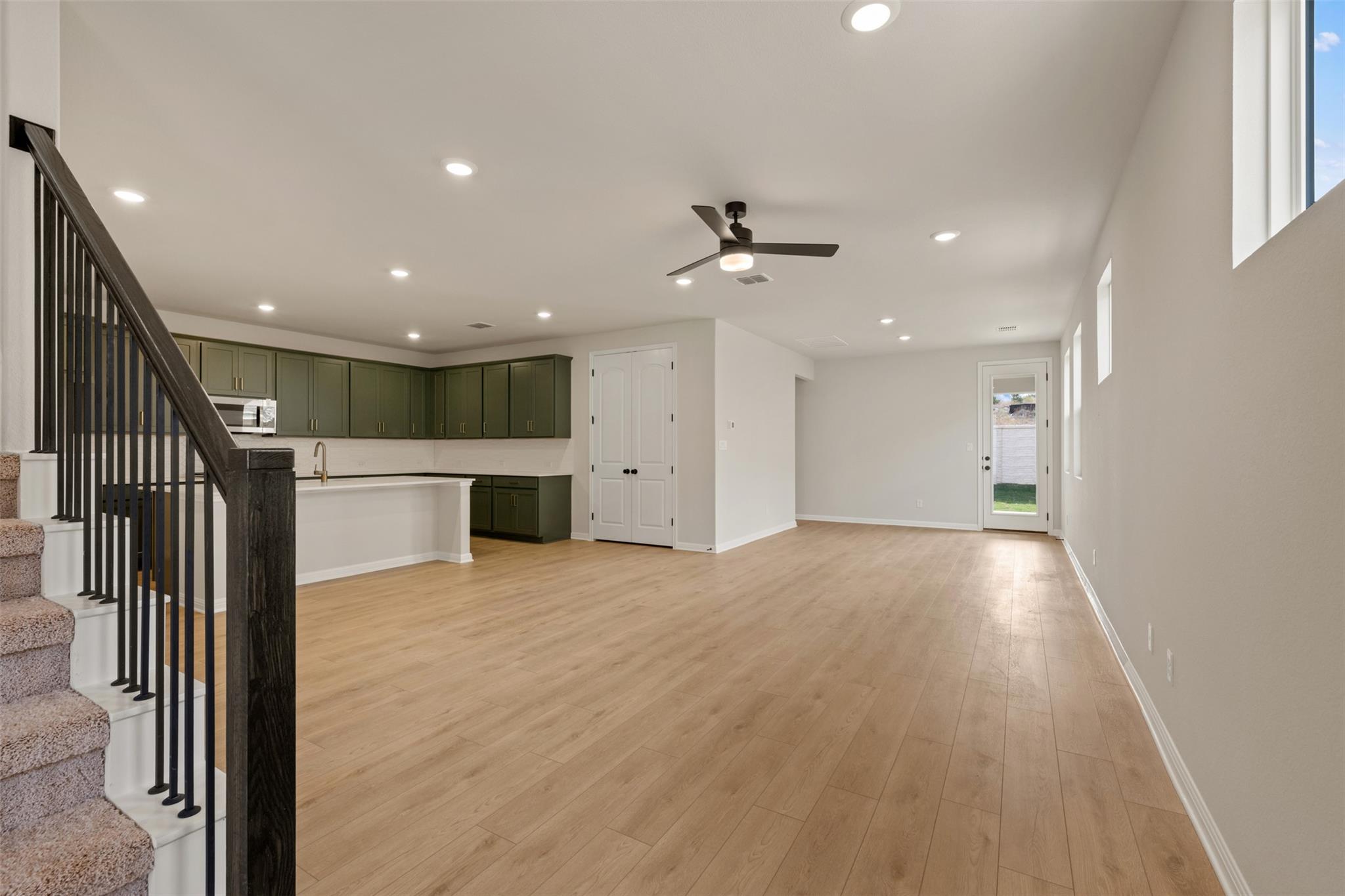 288 Ranier Way, Dripping Springs, TX 78620