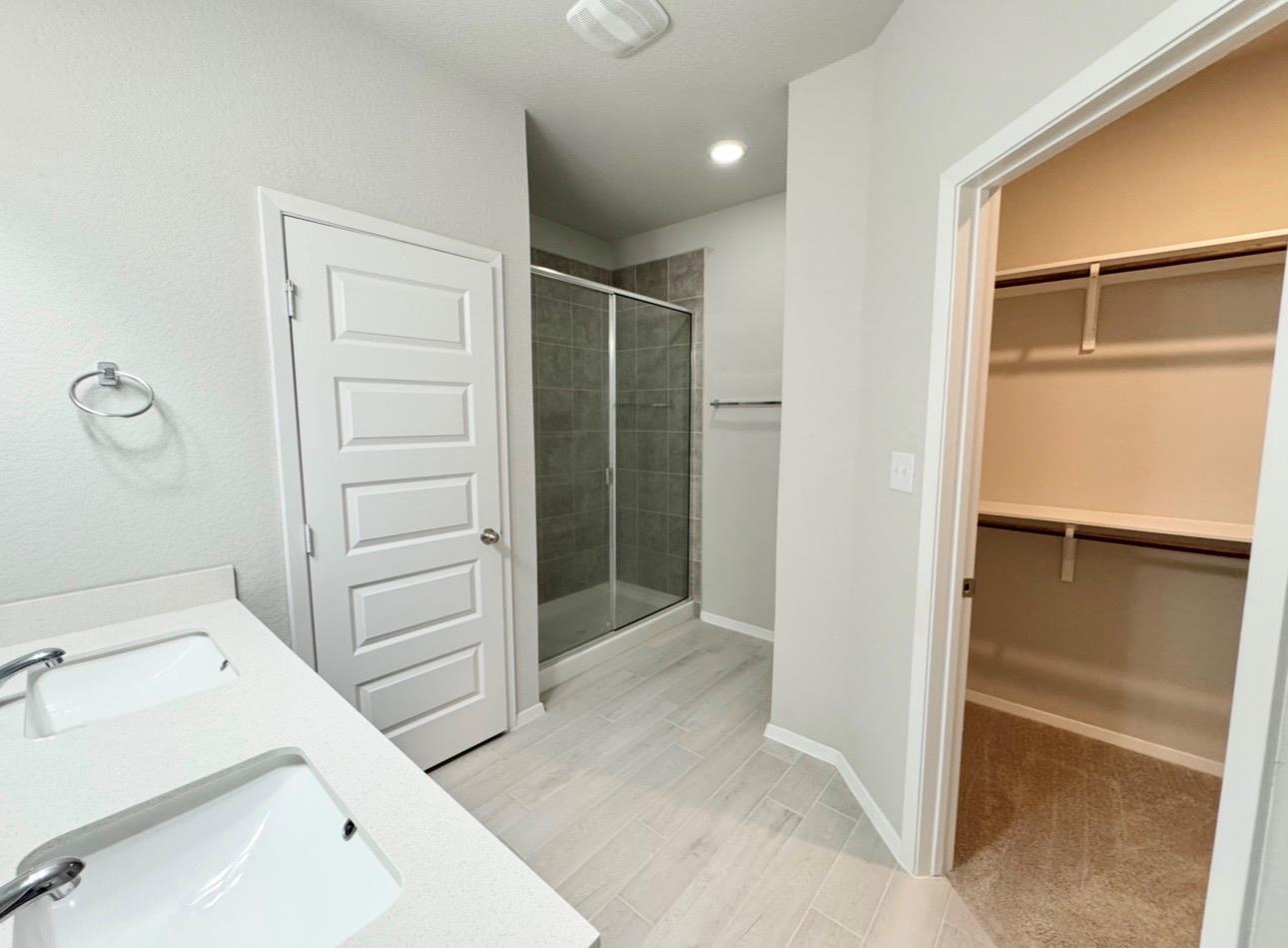 204 Tillage Rd, Elgin, TX 78621