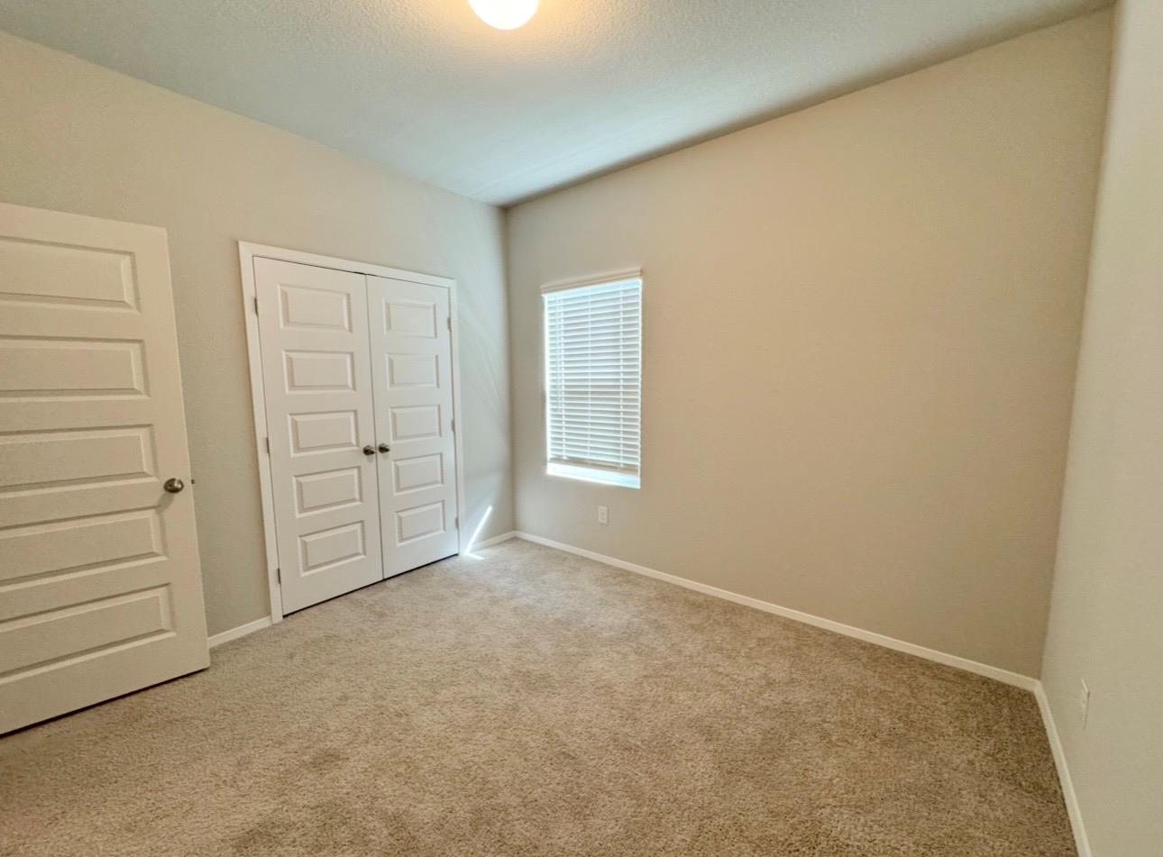 204 Tillage Rd, Elgin, TX 78621