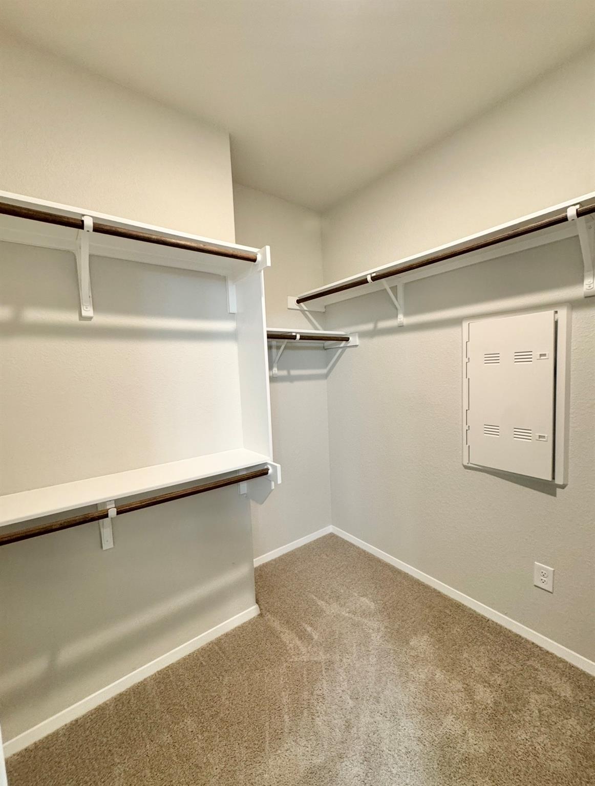 204 Tillage Rd, Elgin, TX 78621