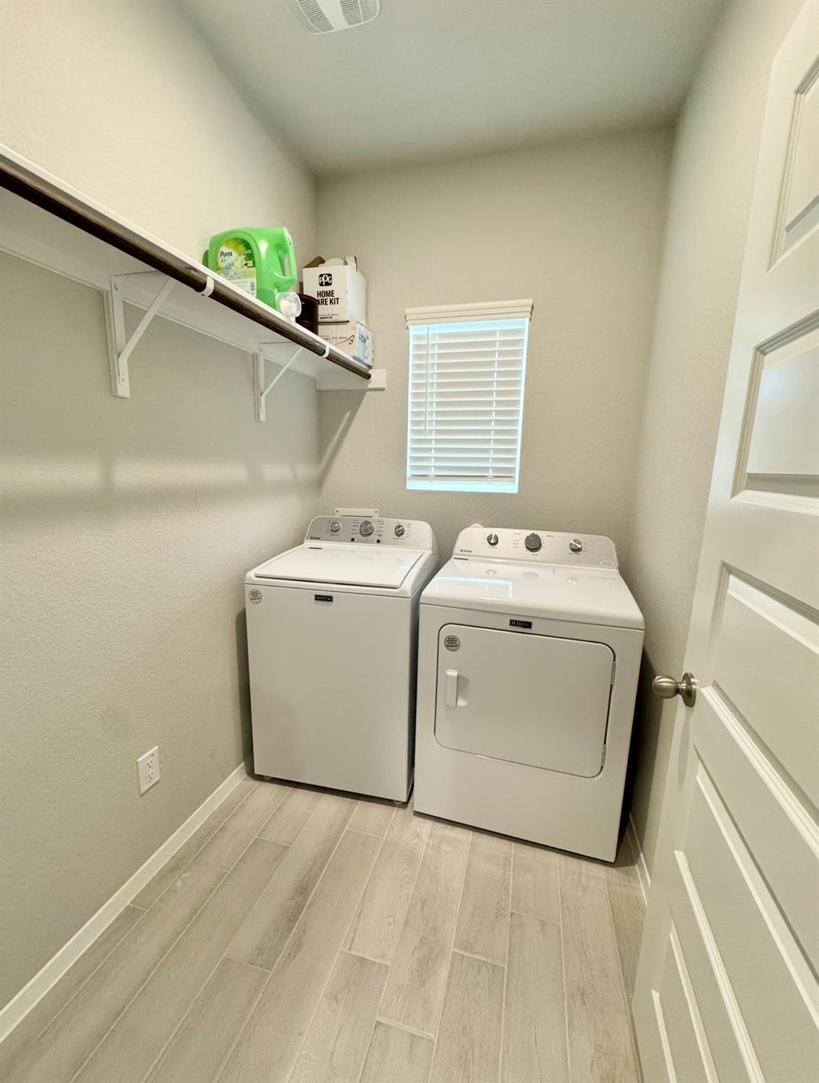 204 Tillage Rd, Elgin, TX 78621