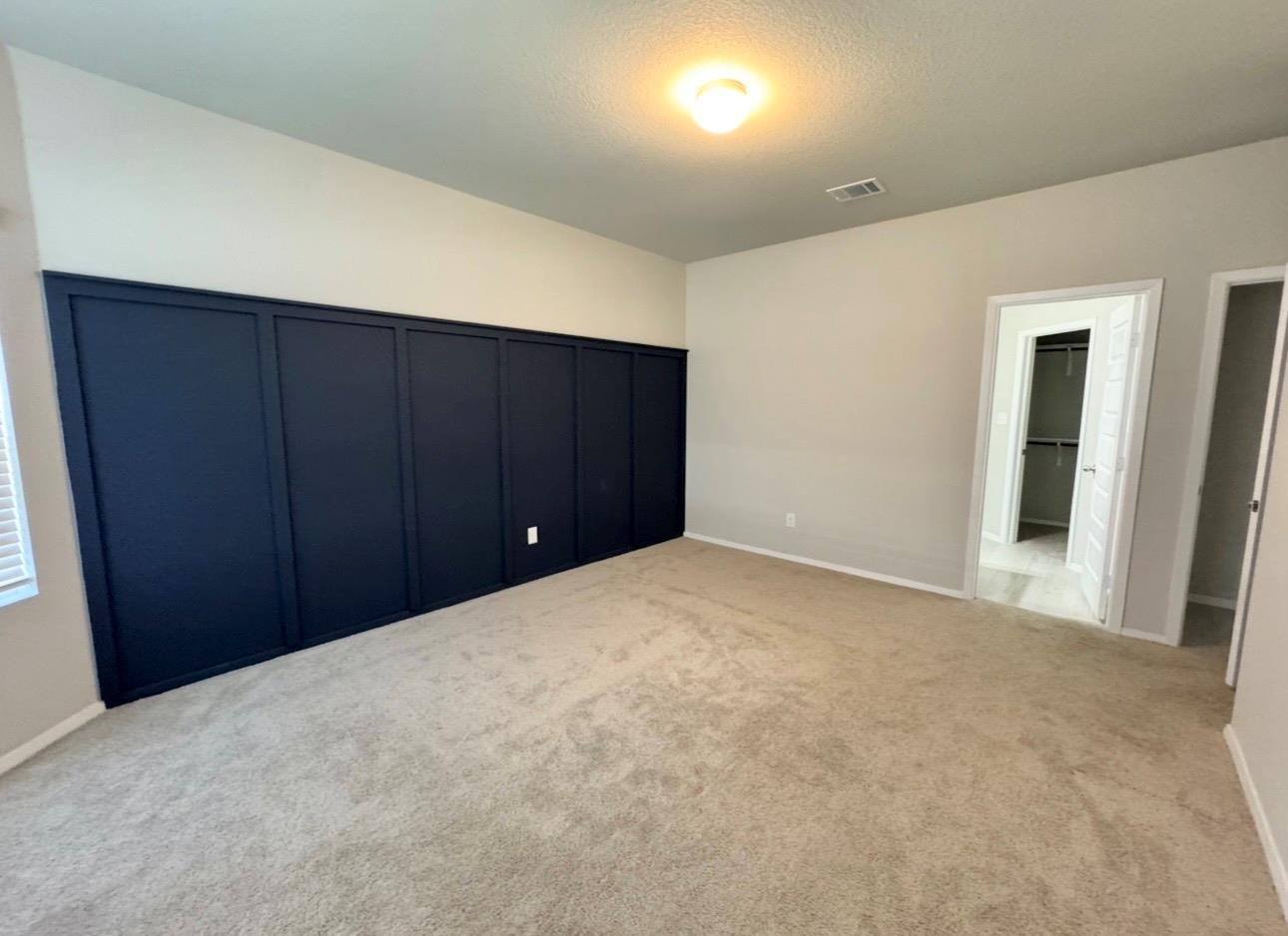 204 Tillage Rd, Elgin, TX 78621