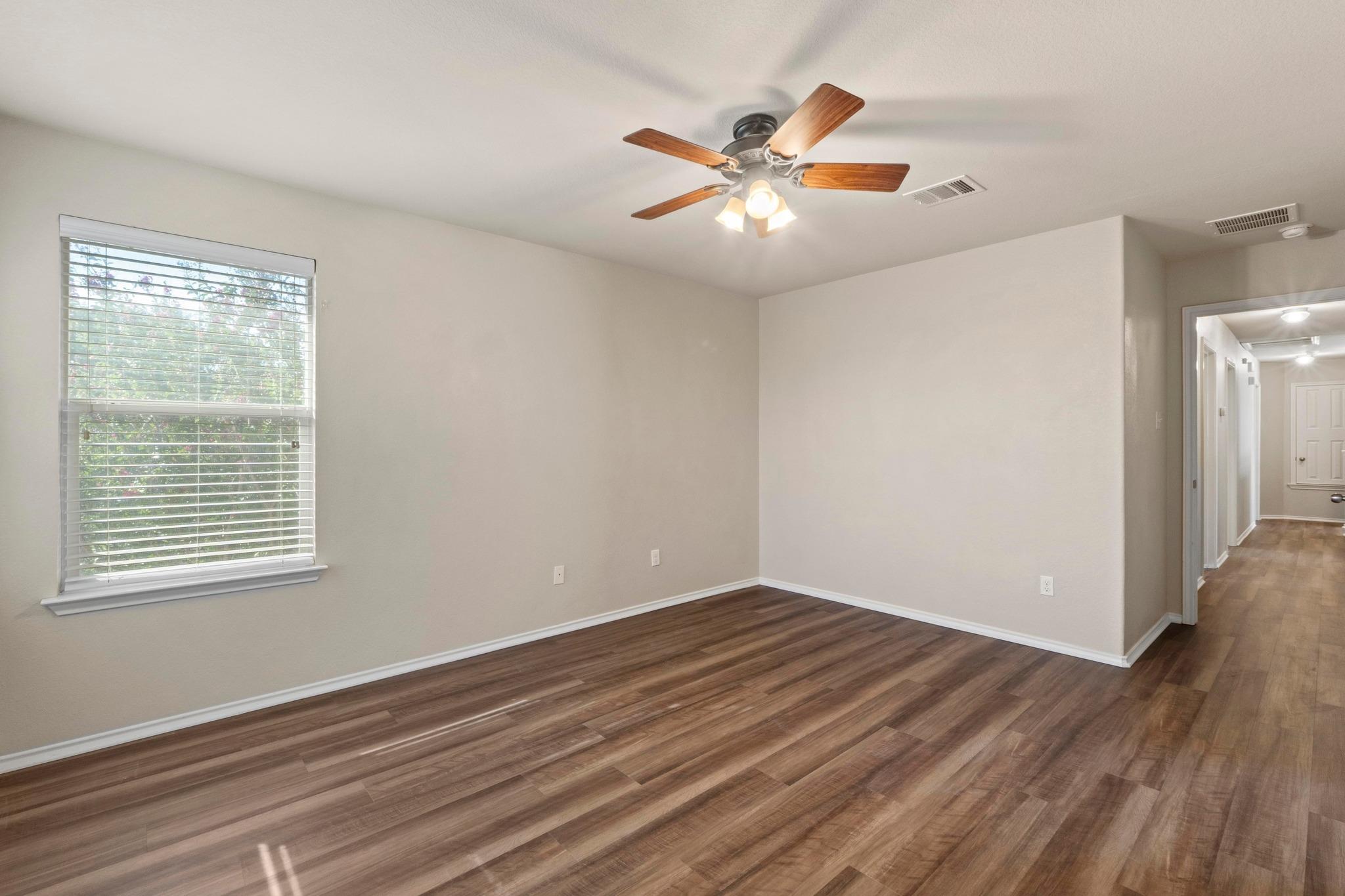 1812 Enchanted Rock Dr, Cedar Park, TX 78613