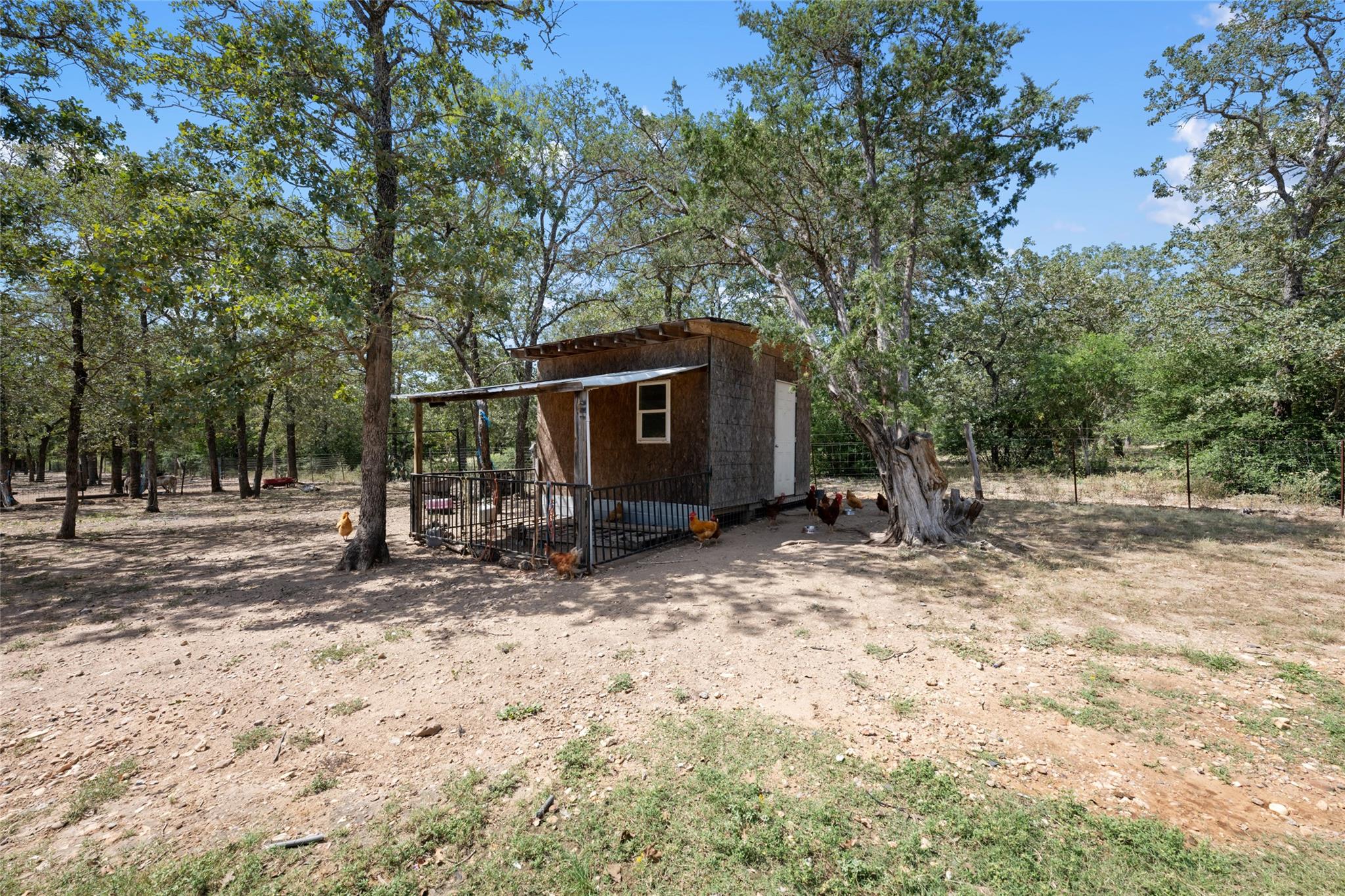 485 Bridgestone Ct, Lockhart, TX 78644