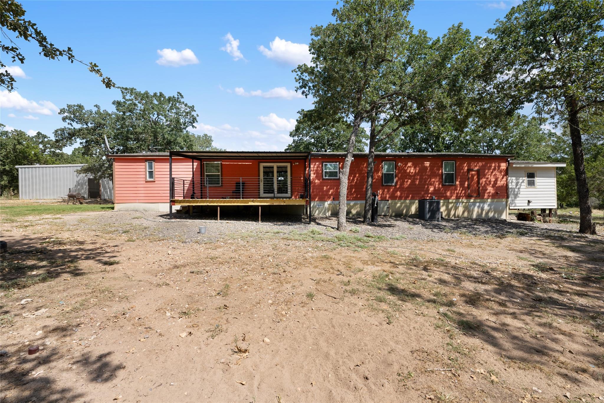 485 Bridgestone Ct, Lockhart, TX 78644