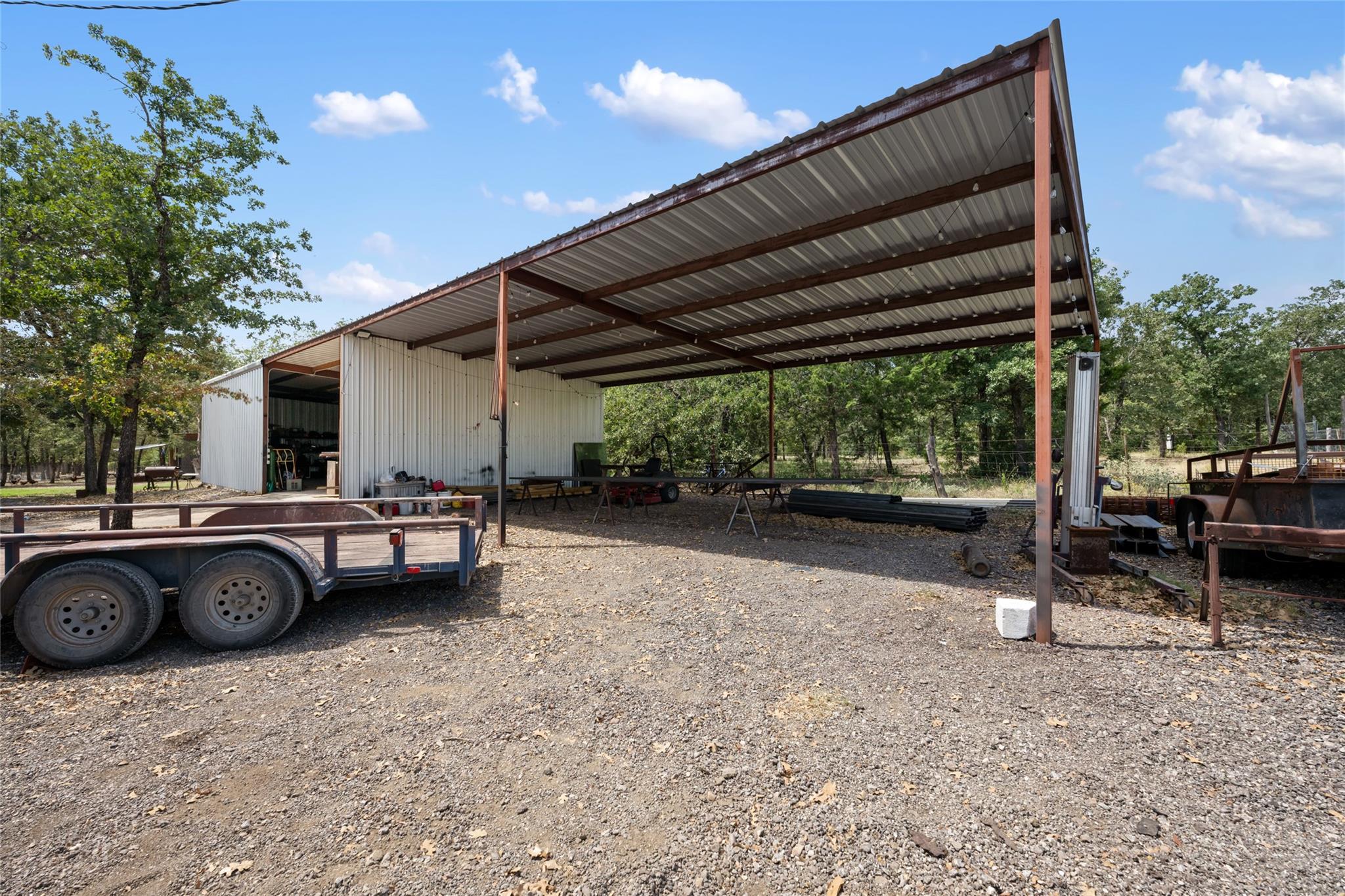 485 Bridgestone Ct, Lockhart, TX 78644