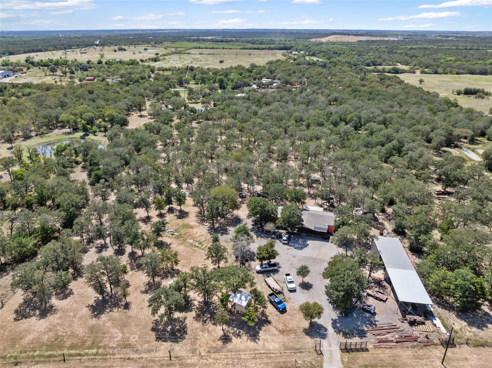 485 Bridgestone Ct, Lockhart, TX 78644