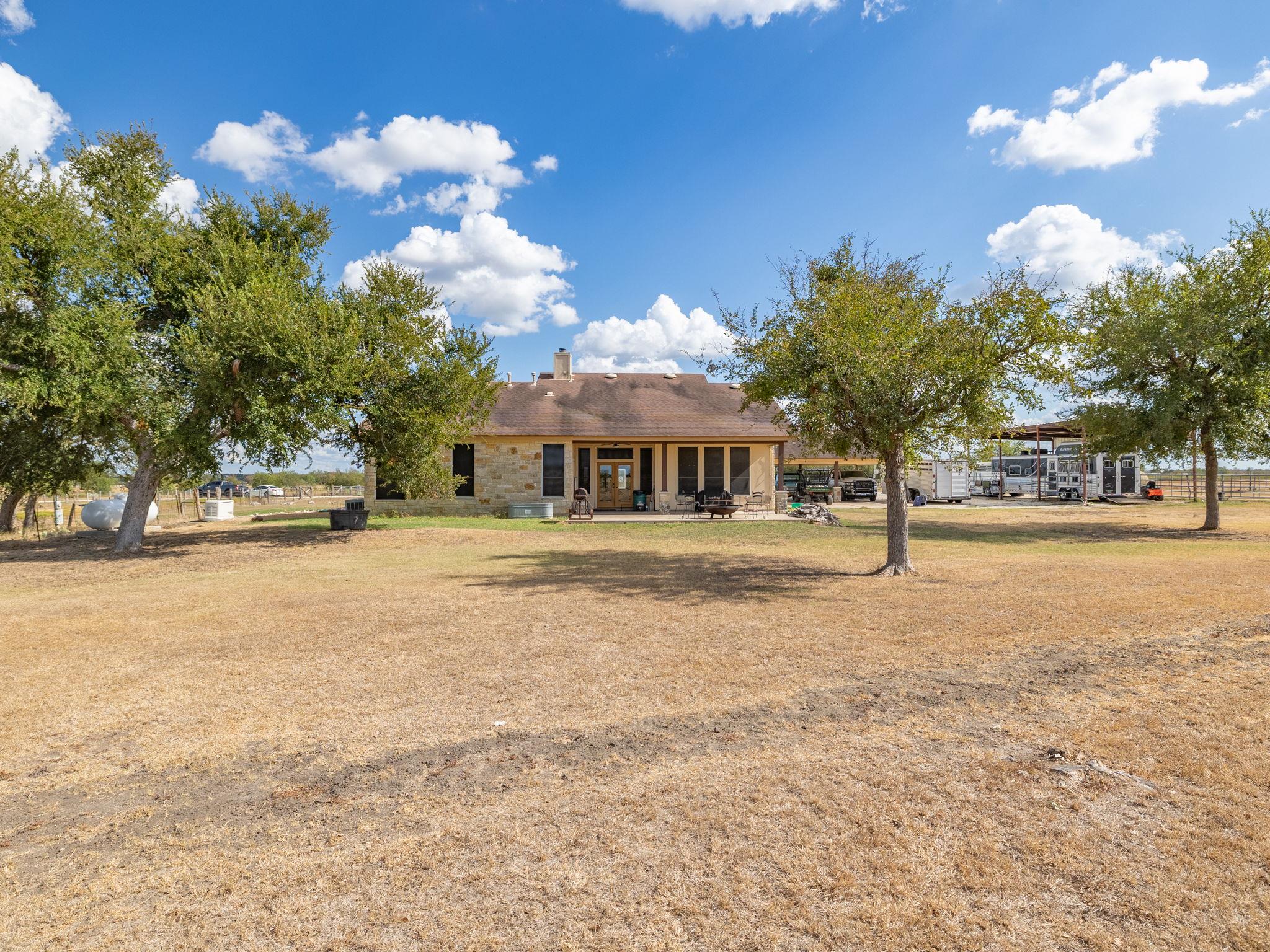 1801 County Road 470, Coupland, TX 78615