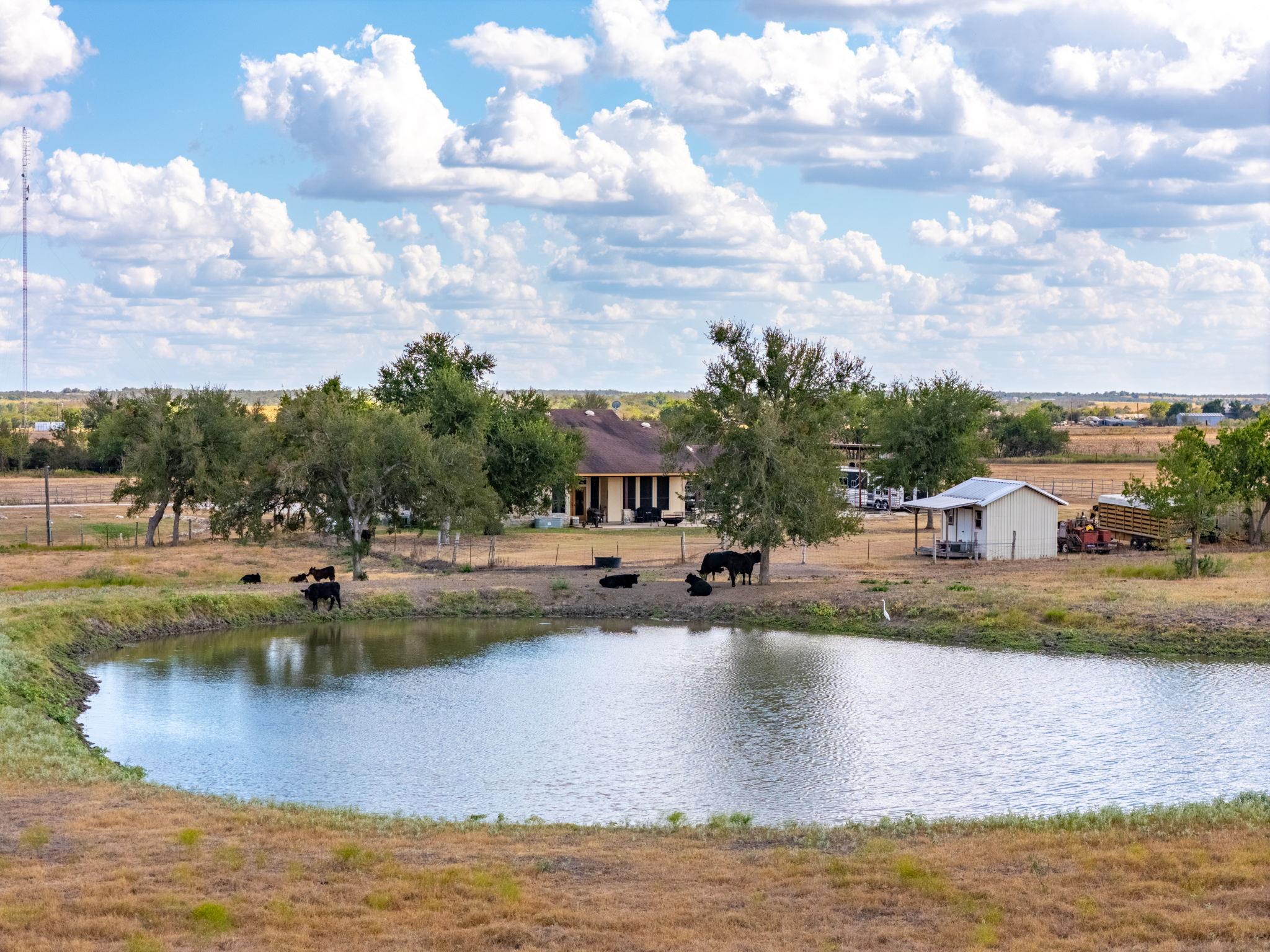 1801 County Road 470, Coupland, TX 78615