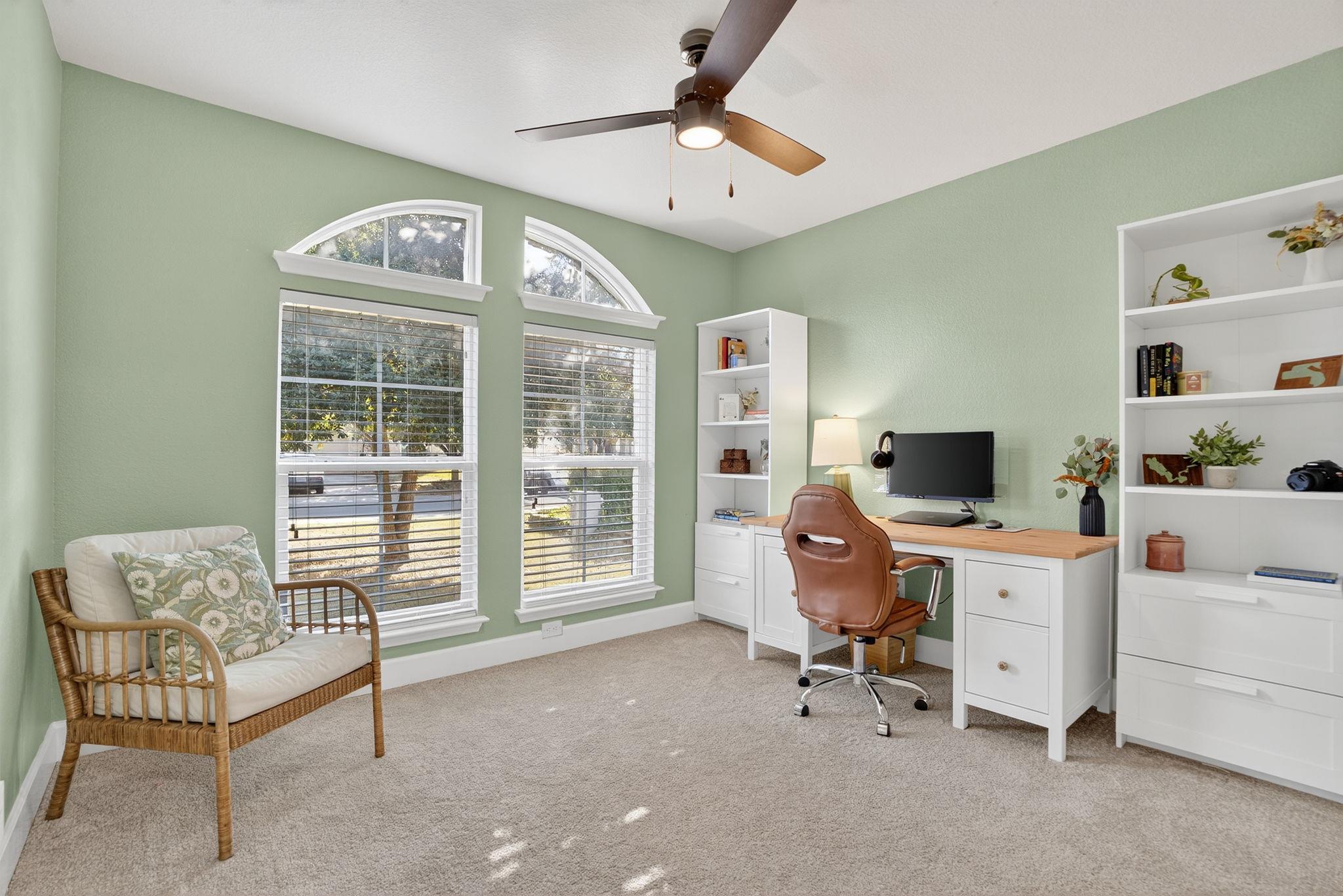 394 Verano Cir, Kyle, TX 78640