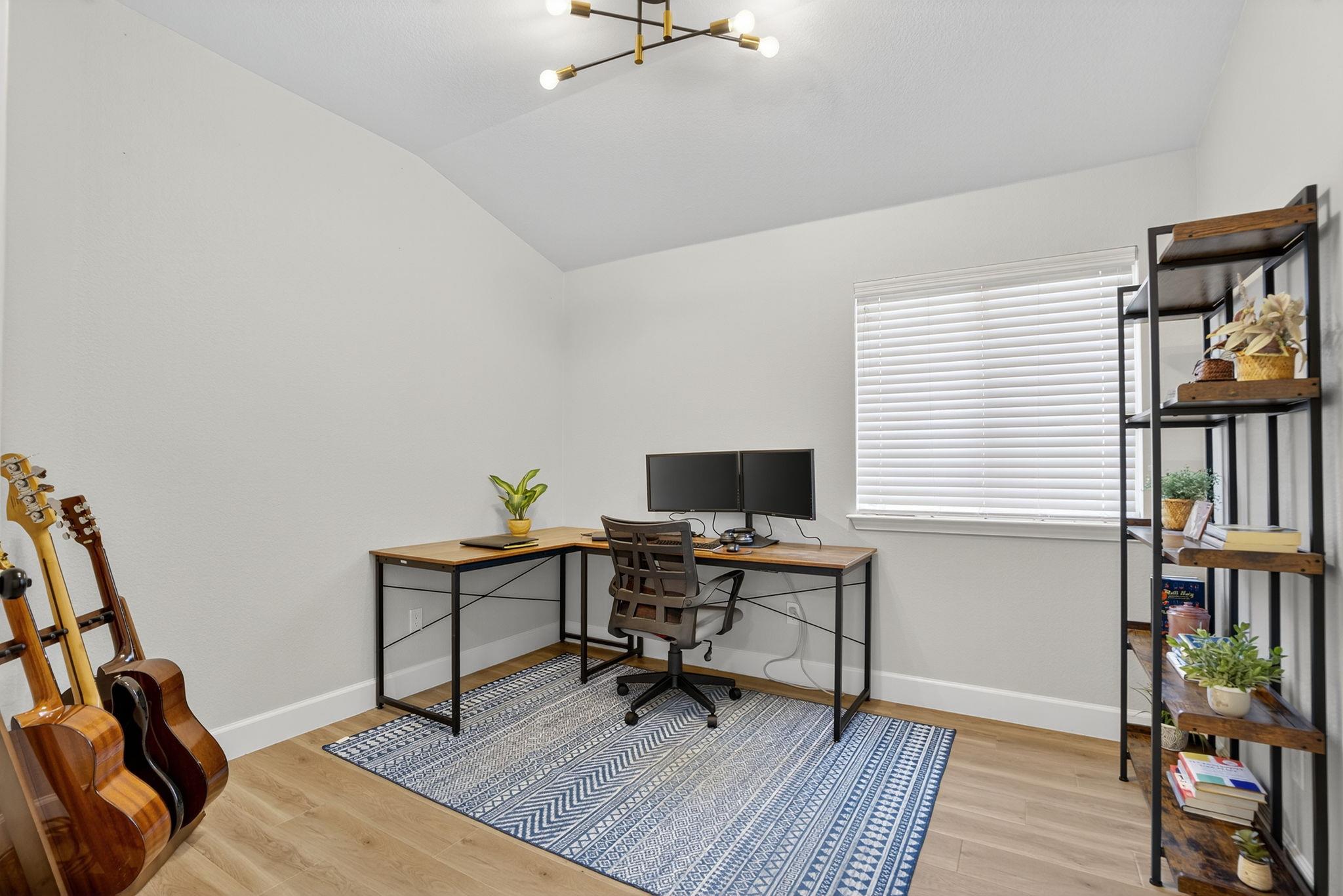 394 Verano Cir, Kyle, TX 78640