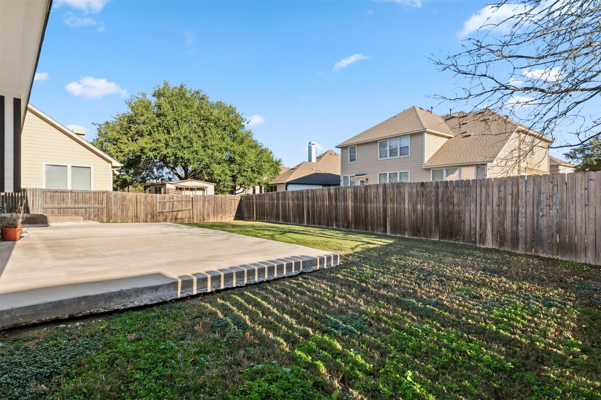 394 Verano Cir, Kyle, TX 78640