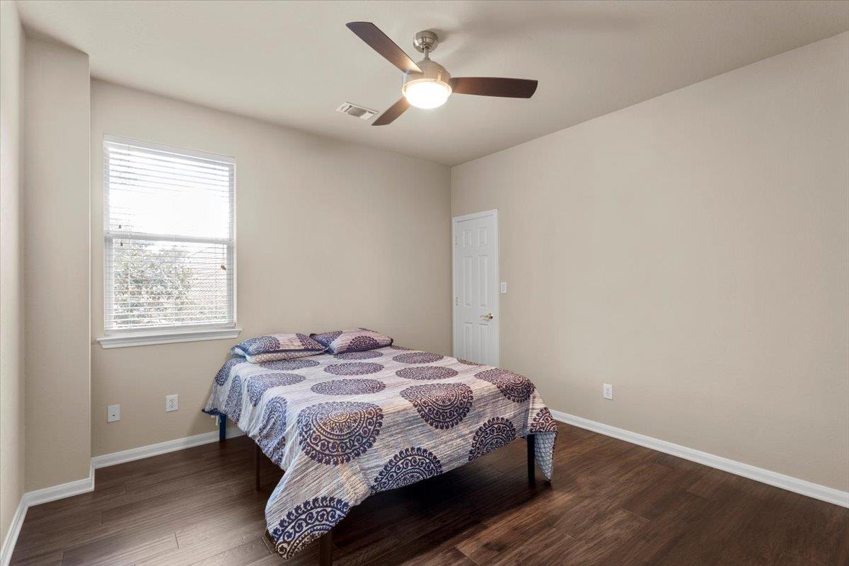 15601 Interlachen Dr, Austin, TX 78717