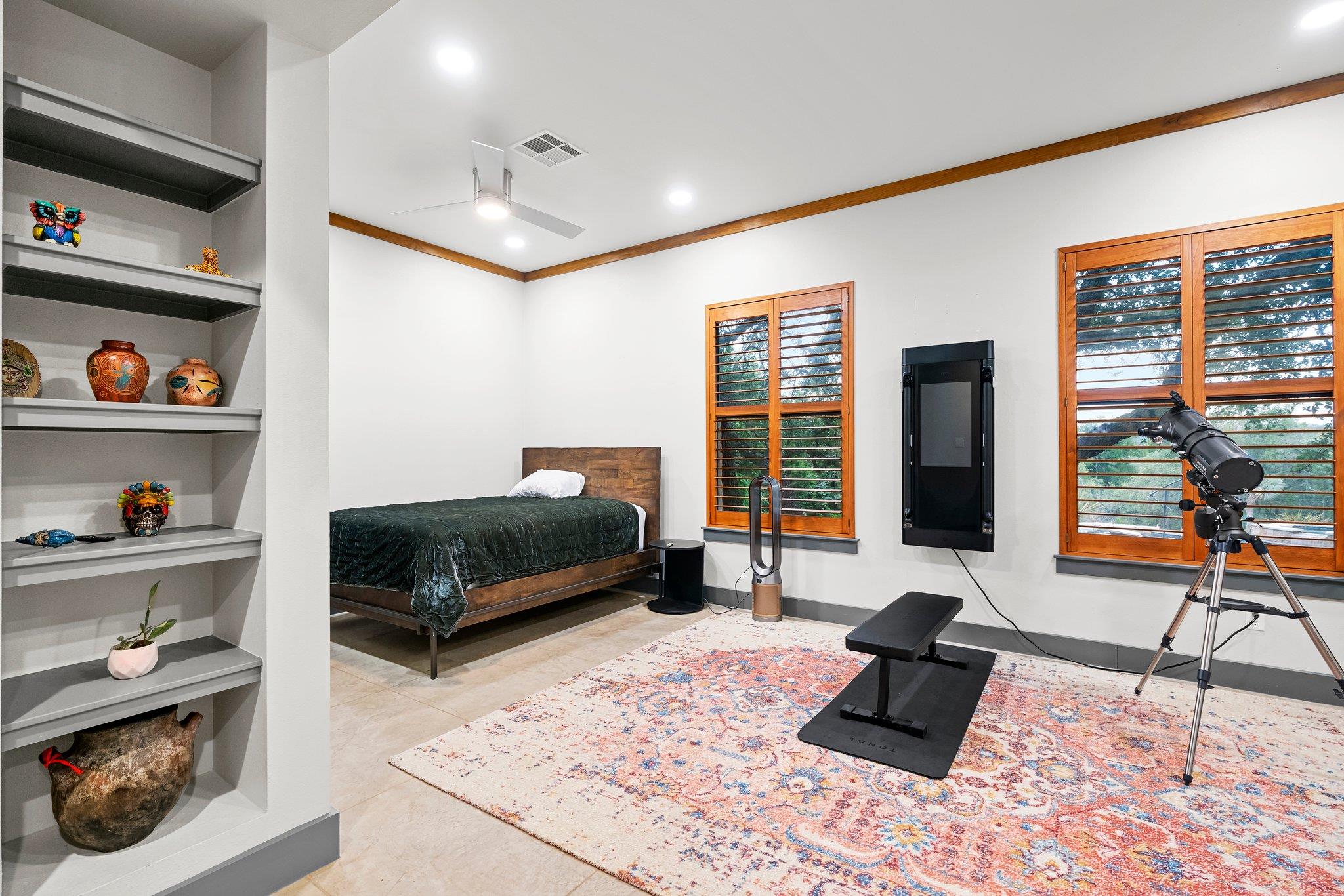 332 Rugged Earth Dr, Austin, TX 78737