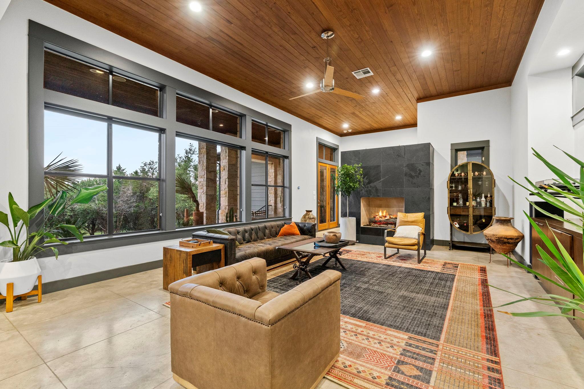 332 Rugged Earth Dr, Austin, TX 78737