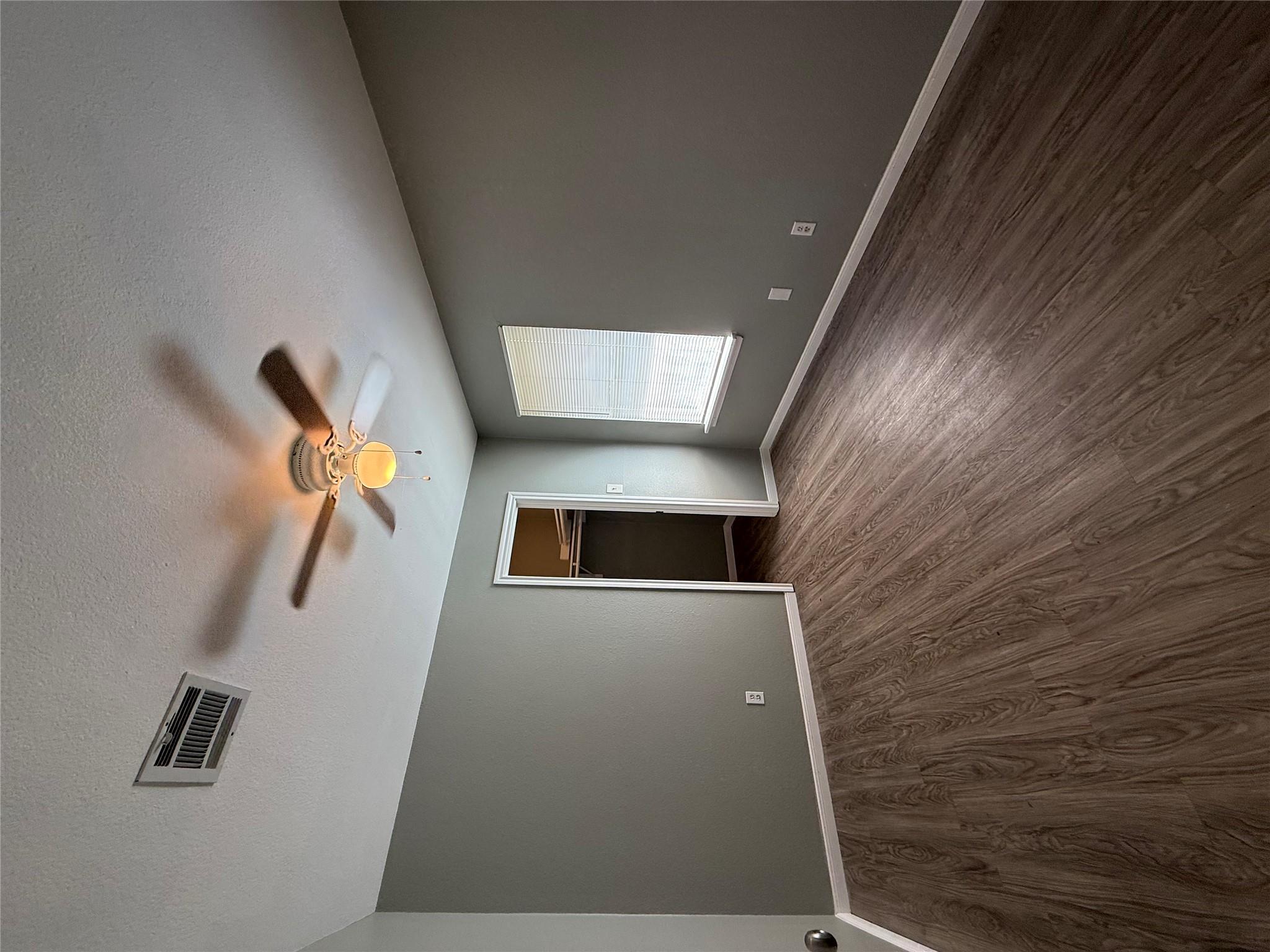 2221 Creekside Ln # B, Georgetown, TX 78626