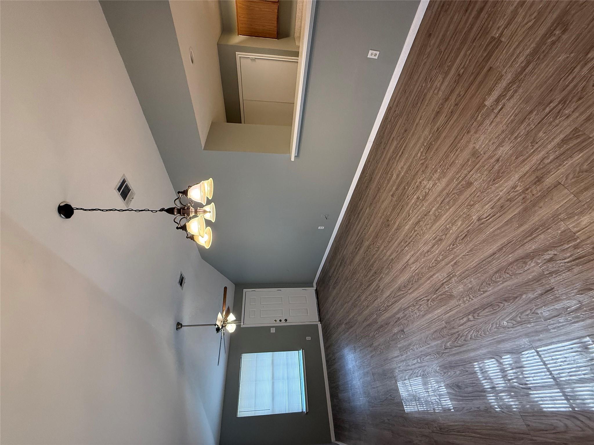 2221 Creekside Ln # B, Georgetown, TX 78626