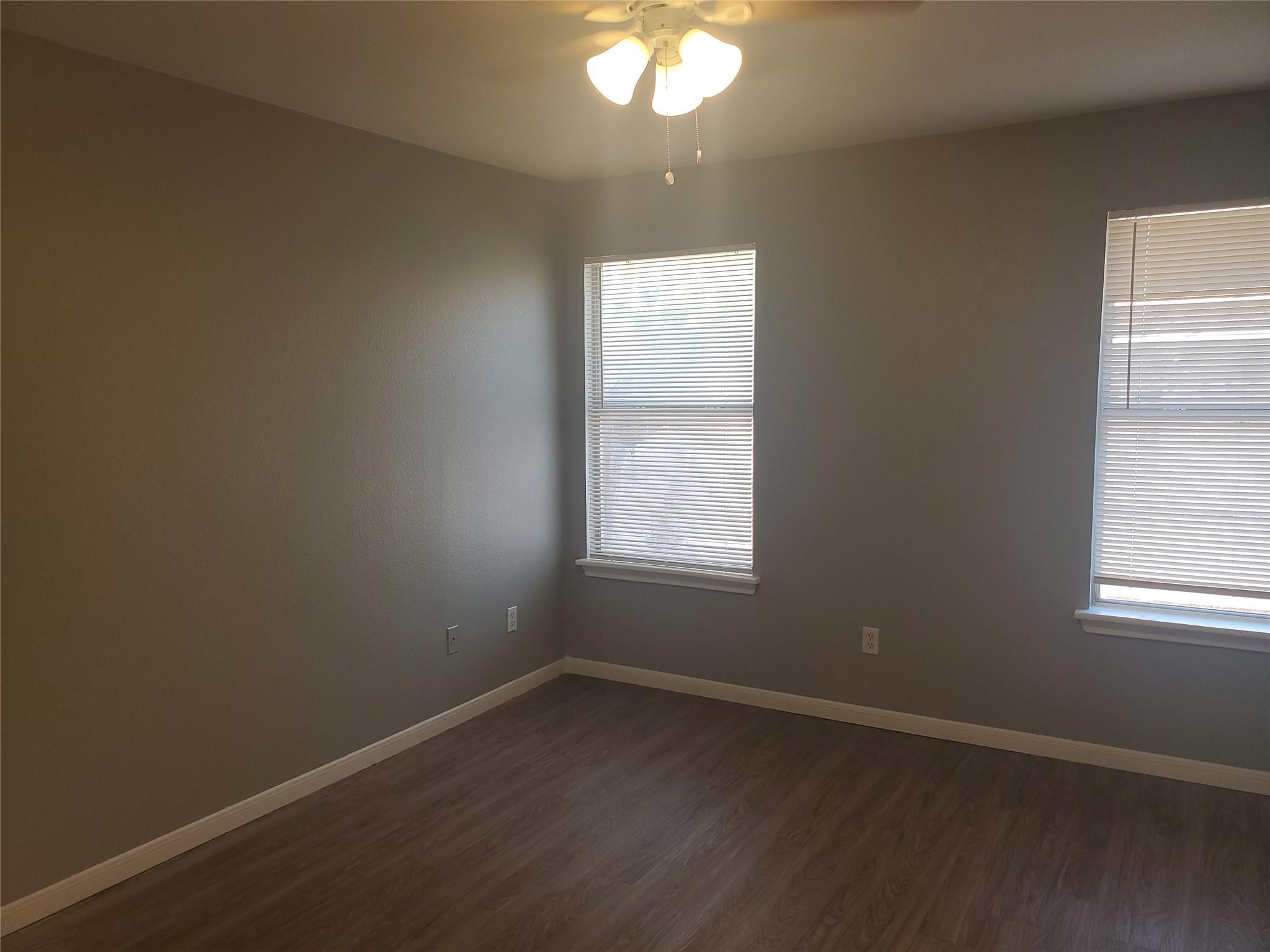 2221 Creekside Ln # B, Georgetown, TX 78626