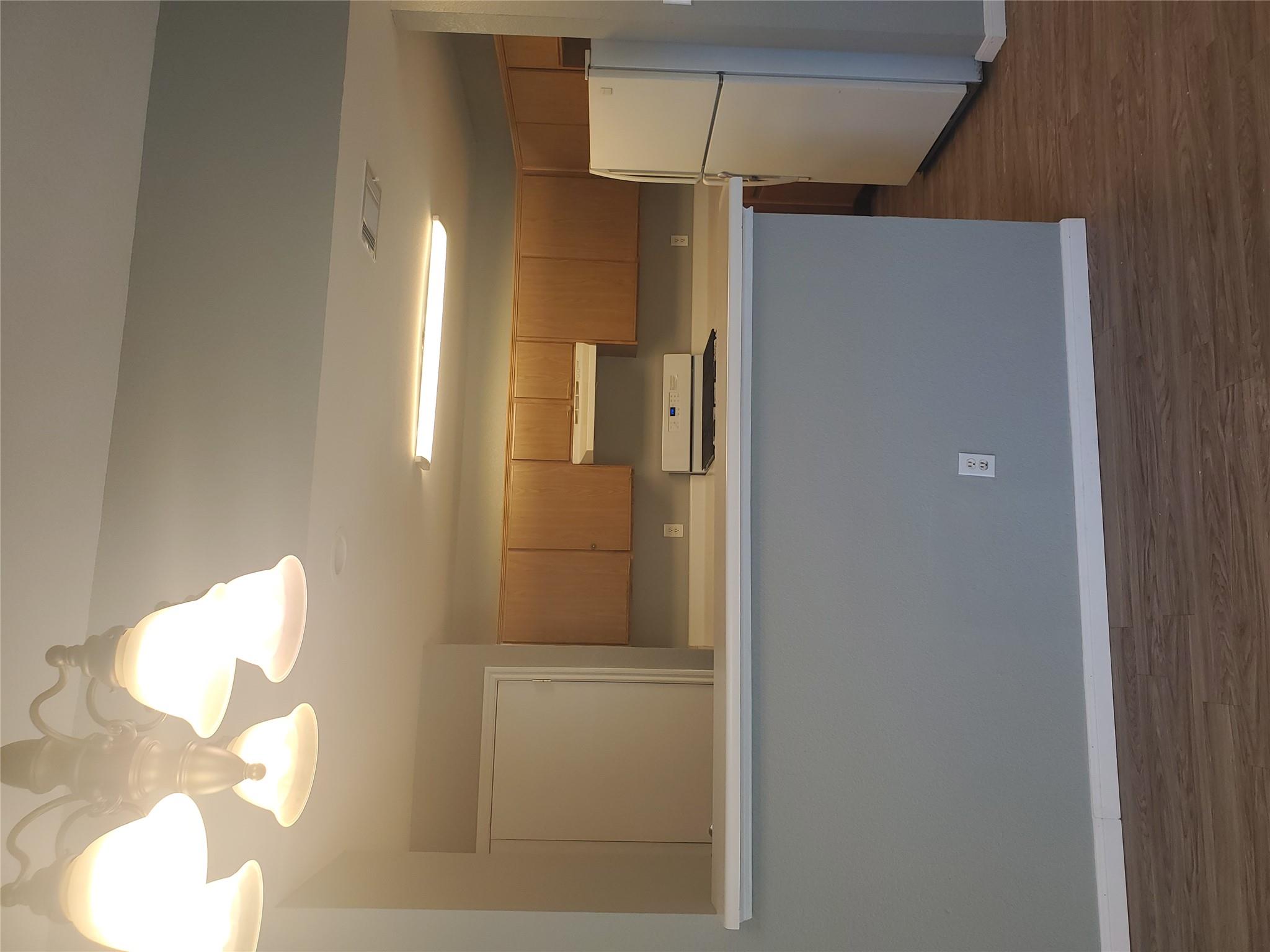 2221 Creekside Ln # B, Georgetown, TX 78626