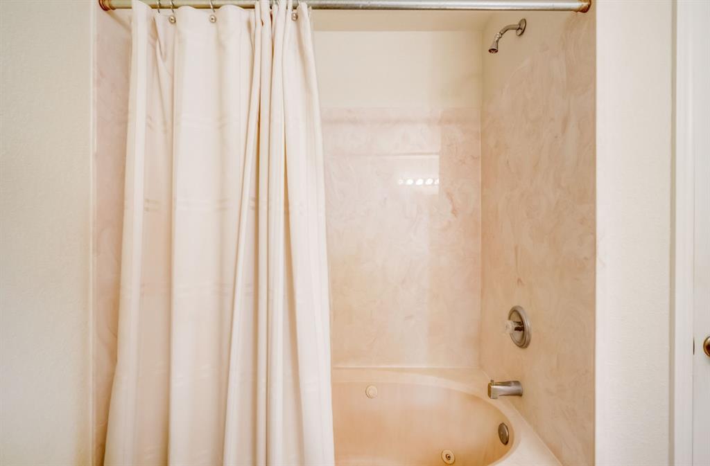 1495 Makinson Rd, West Point, TX 78963