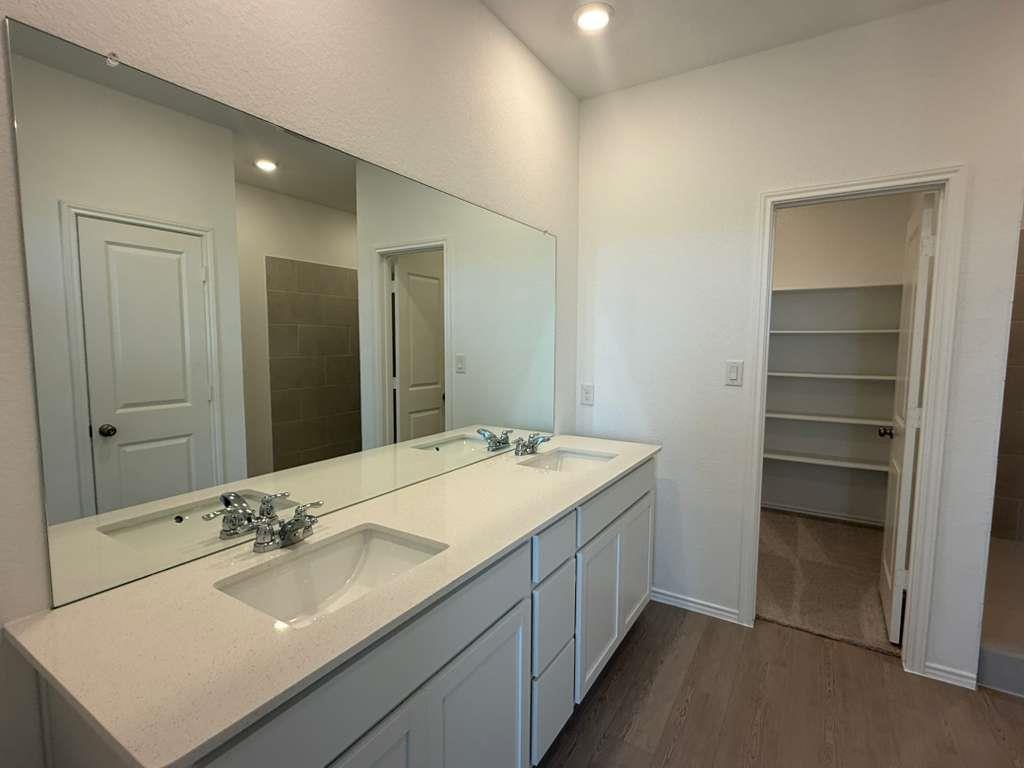 261 Seven Seas Dr, Kyle, TX 78640