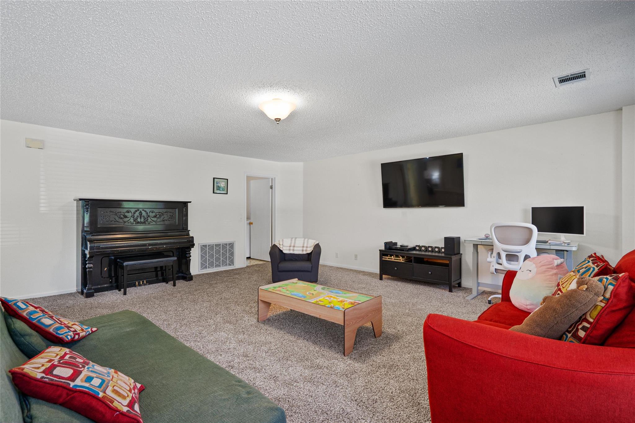 8003 Brienne Dr, Round Rock, TX 78681