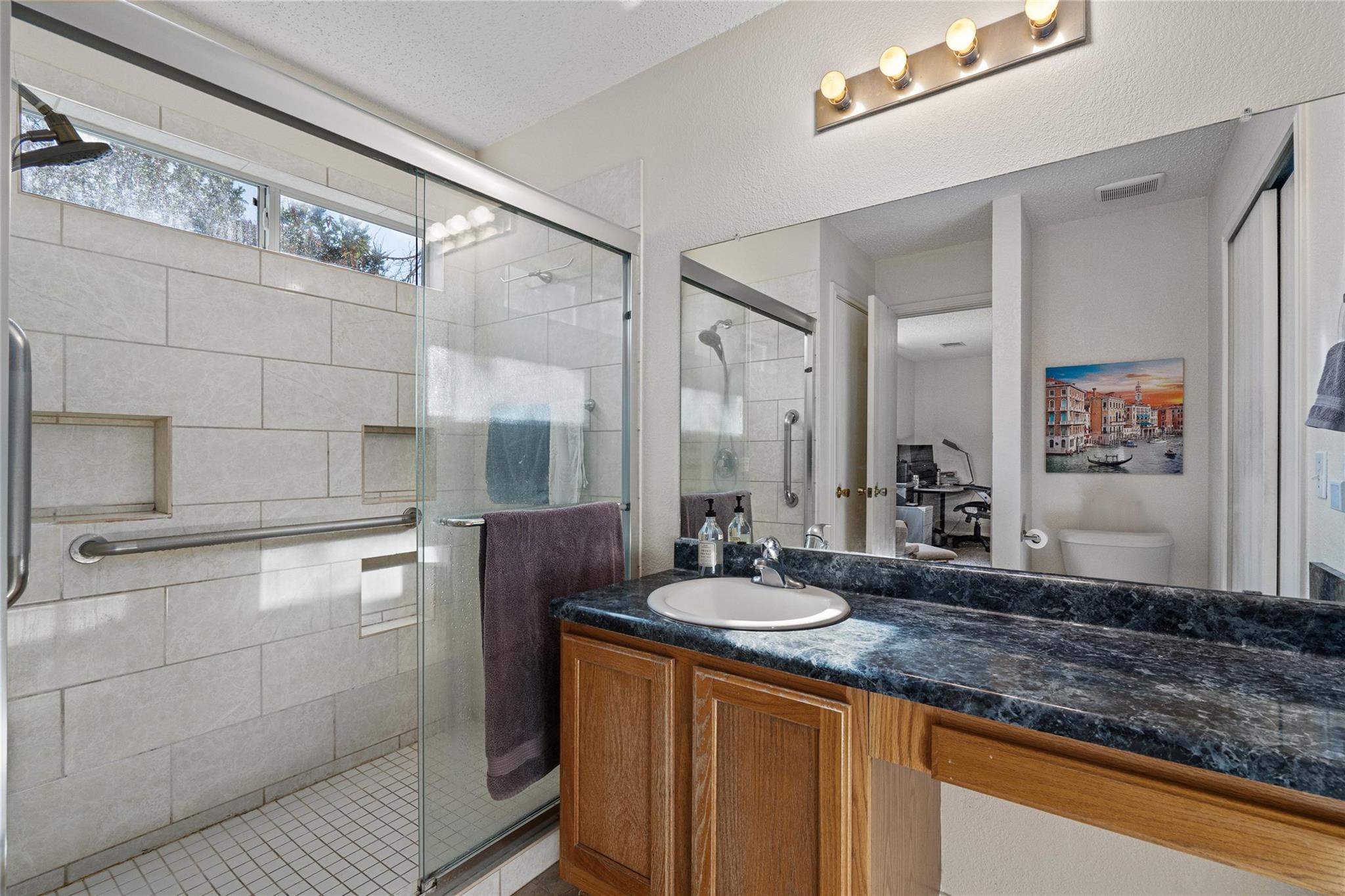 8003 Brienne Dr, Round Rock, TX 78681