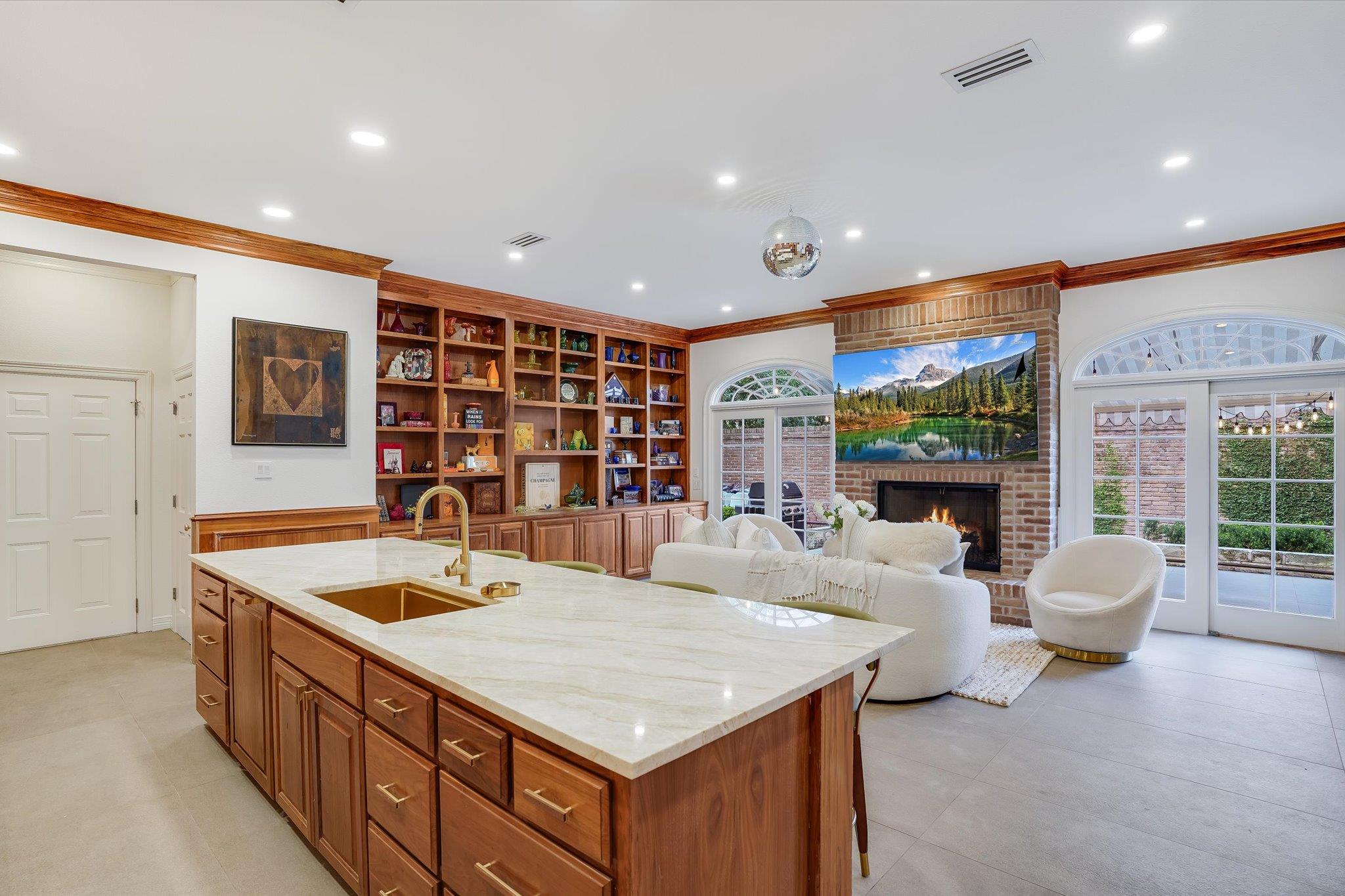 3705 Gilbert St # B, Austin, TX 78703