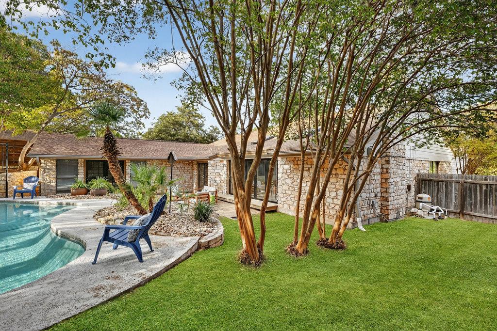 2202 Cypress Pt E, Austin, TX 78746