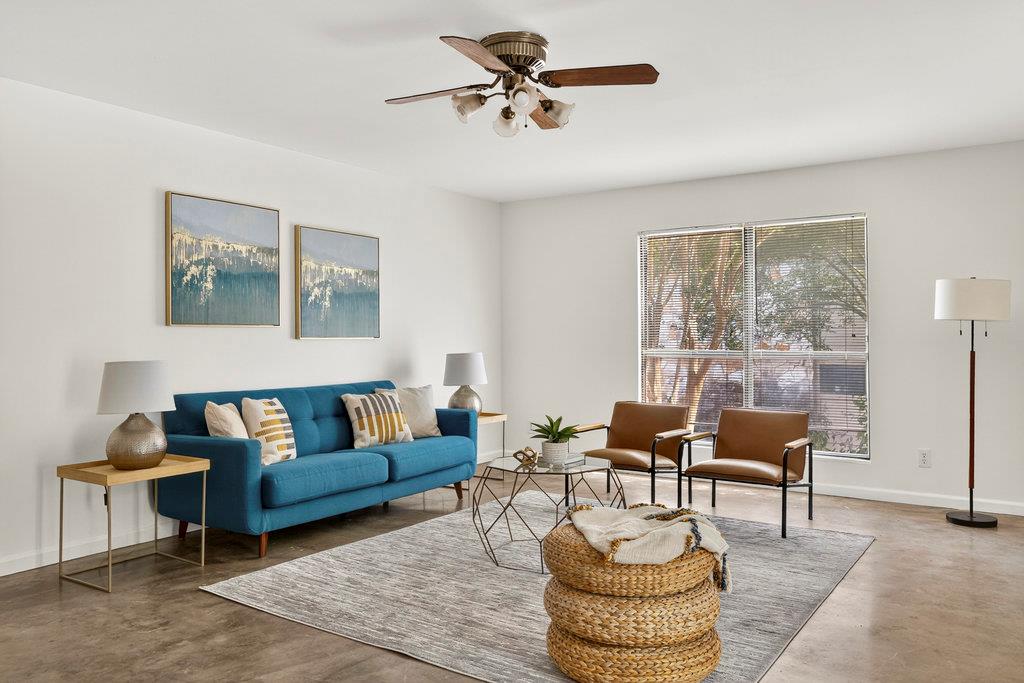 2202 Cypress Pt E, Austin, TX 78746