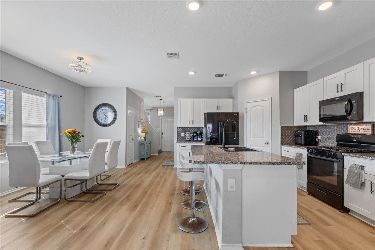 19428 Bear Grass Dr, Elgin, TX 78621