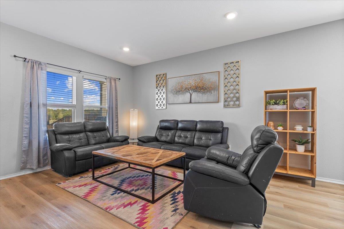 19428 Bear Grass Dr, Elgin, TX 78621