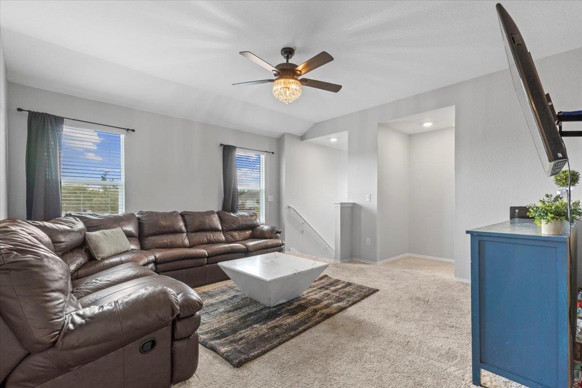 19428 Bear Grass Dr, Elgin, TX 78621