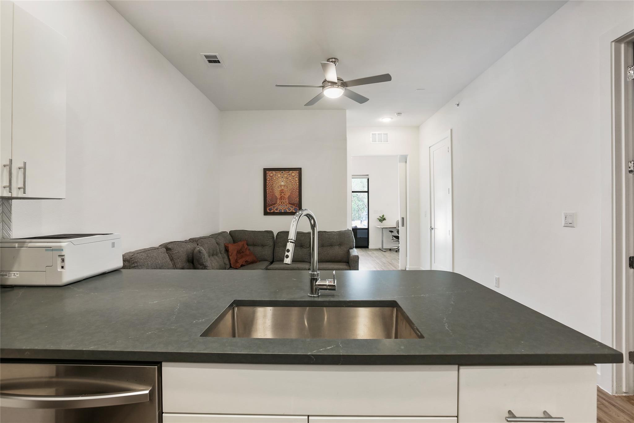 4801 Springdale Rd # 1005, Austin, TX 78723