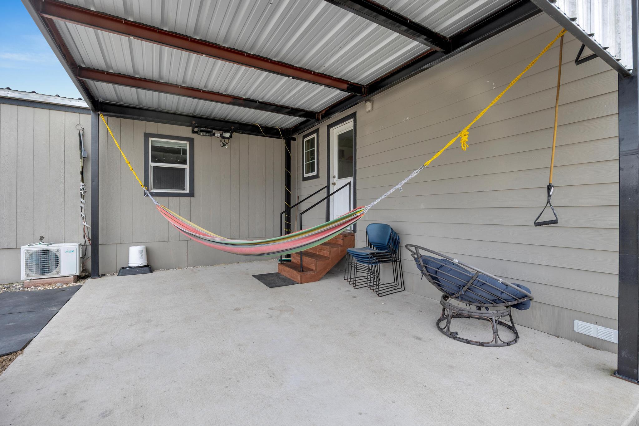 106 Cloudberry Ln, Elgin, TX 78621