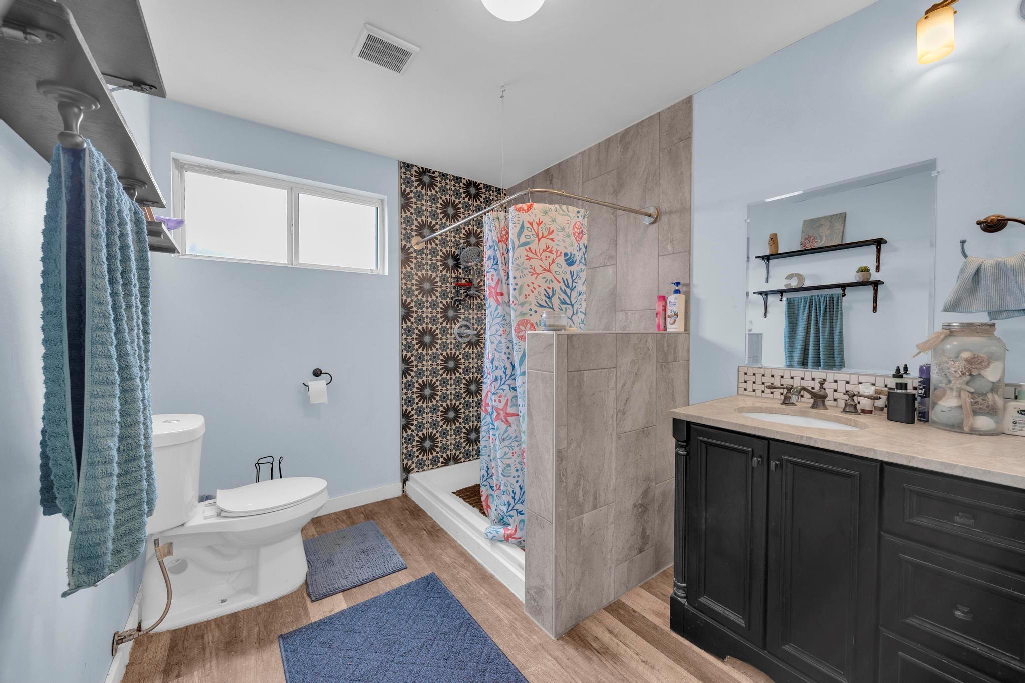 106 Cloudberry Ln, Elgin, TX 78621