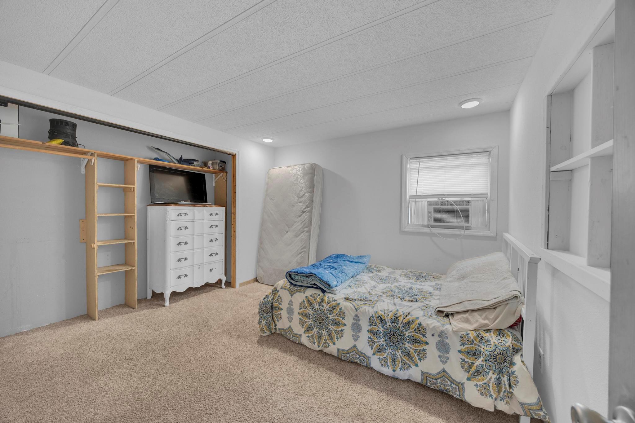 106 Cloudberry Ln, Elgin, TX 78621