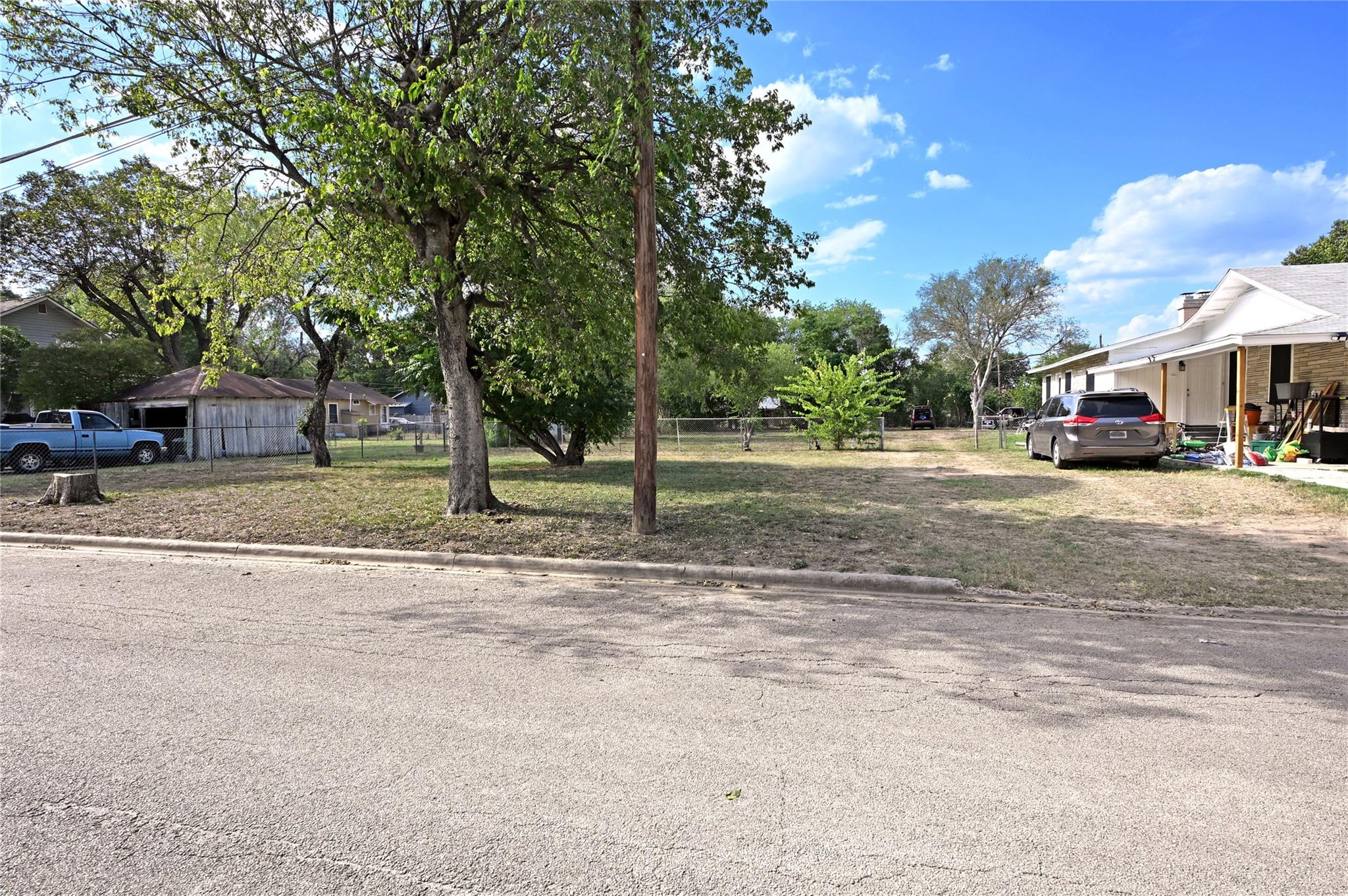 603 Exchange Ave, Schertz, TX 78154