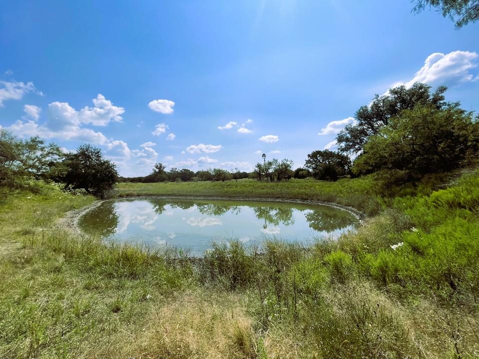 153 Live Oak Mott Dr, Goldthwaite, TX 76844