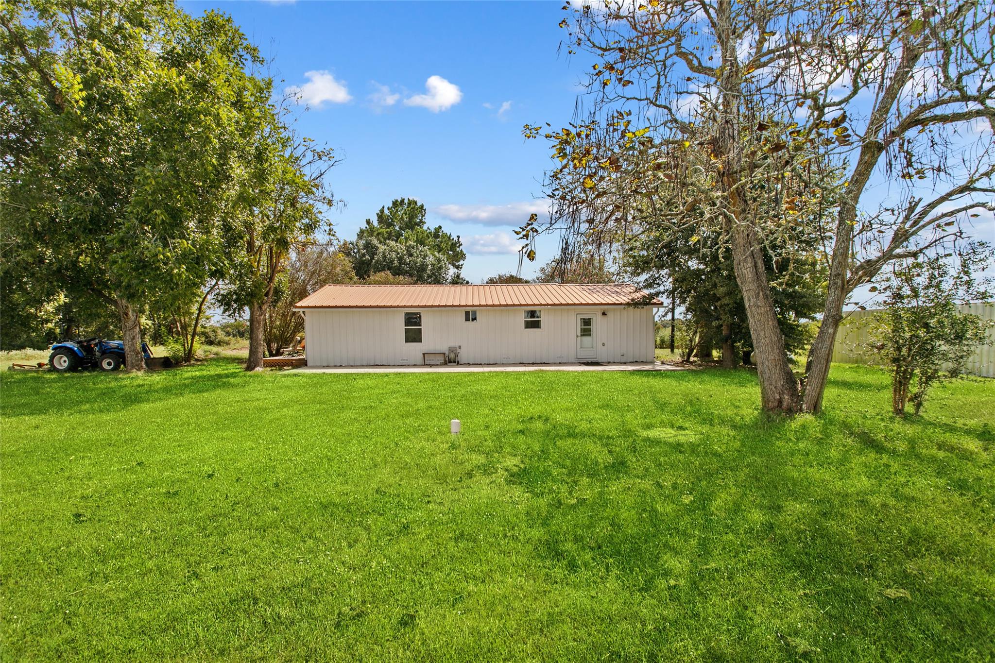 1098 FM 3403, Lincoln, TX 78948